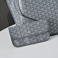 【工厂直销】双面中号对版升级版。❤️goyard(戈雅)经多次研究与改良,不断提升面料与皮质,全方位独家 【工厂直销】双面中号对版升级版。❤️goyard(戈雅)经多次研究与改良,不断提升面料与皮质,全方位独家