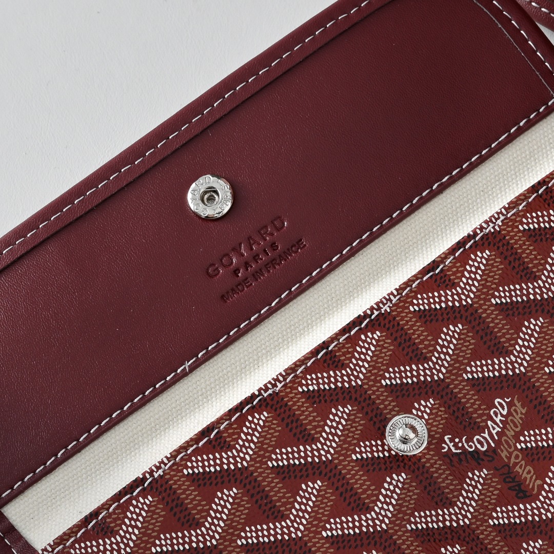 【工厂直销】双面中号对版升级版。❤️goyard(戈雅)经多次研究与改良,不断提升面料与皮质,全方位独家 【工厂直销】双面中号对版升级版。❤️goyard(戈雅)经多次研究与改良,不断提升面料与皮质,全方位独家