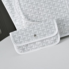 【工厂直销】双面中号对版升级版。❤️goyard(戈雅)经多次研究与改良,不断提升面料与皮质,全方位独家 【工厂直销】双面中号对版升级版。❤️goyard(戈雅)经多次研究与改良,不断提升面料与皮质,全方位独家