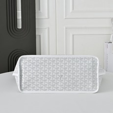 【工厂直销】双面中号对版升级版。❤️goyard(戈雅)经多次研究与改良,不断提升面料与皮质,全方位独家 【工厂直销】双面中号对版升级版。❤️goyard(戈雅)经多次研究与改良,不断提升面料与皮质,全方位独家