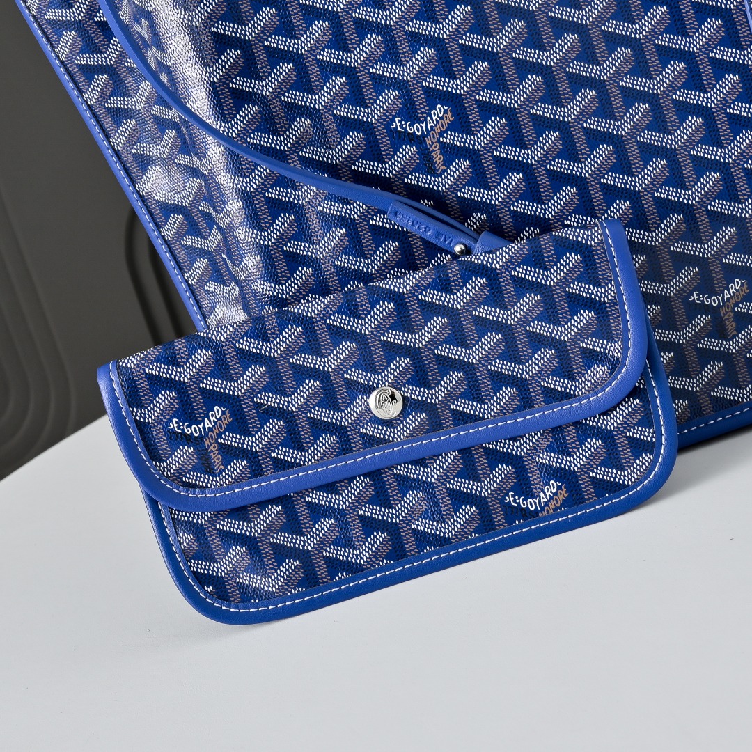 【工厂直销】双面中号对版升级版。❤️goyard(戈雅)经多次研究与改良,不断提升面料与皮质,全方位独家 【工厂直销】双面中号对版升级版。❤️goyard(戈雅)经多次研究与改良,不断提升面料与皮质,全方位独家