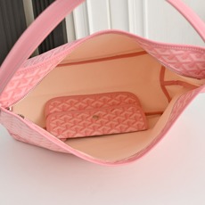 【工厂直销】粉色Goyard Hobo Bohème 流浪包腋下包,灵感来自波西米亚流浪的生活哲学,两大 【工厂直销】粉色Goyard Hobo Bohème 流浪包腋下包,灵感来自波西米亚流浪的生活哲学,两大