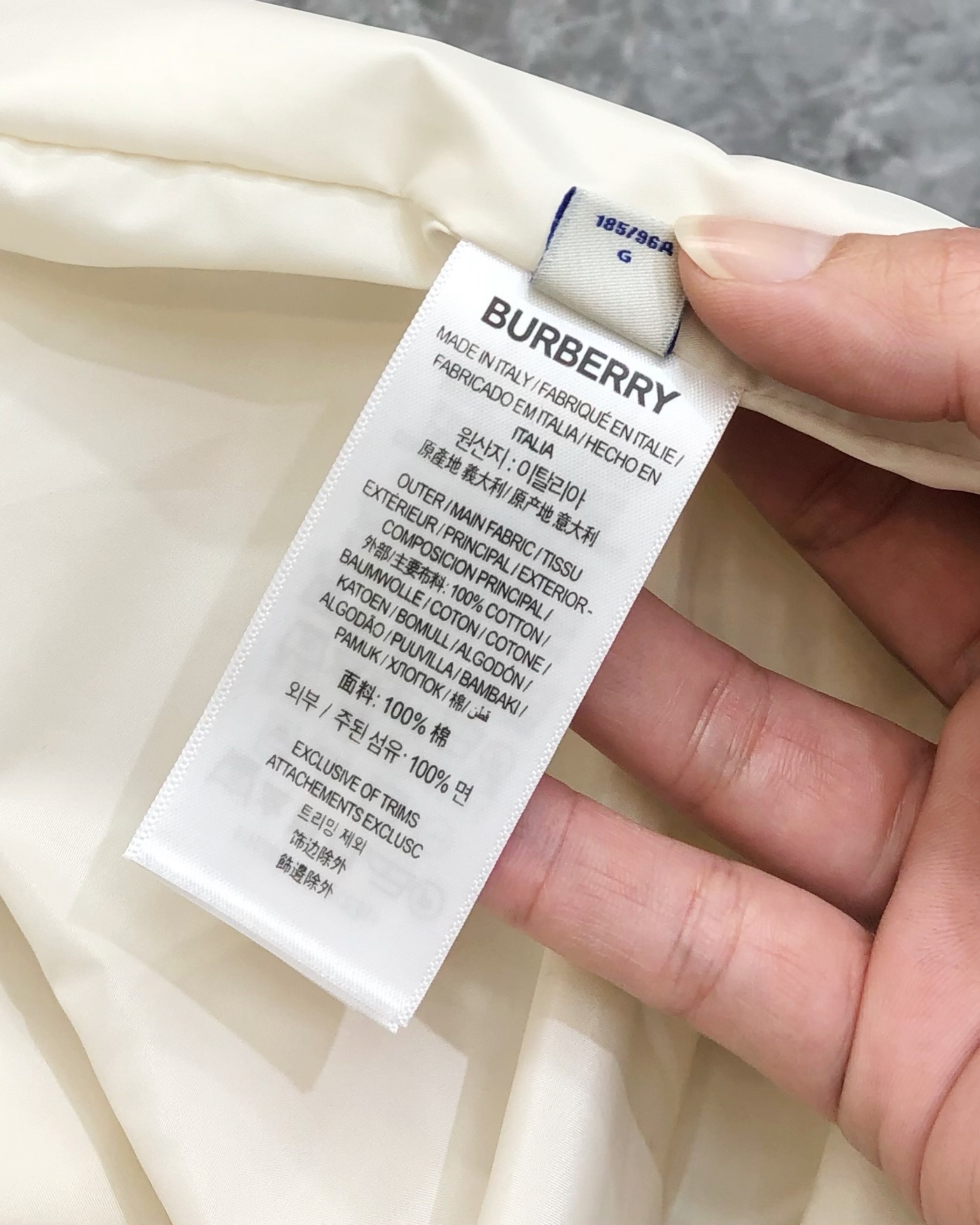   BURBE** 巴宝莉2025早春新款原单男士连帽夹克外套 帽子可收取 官网同步售卖 爆款🔥 ✨高版