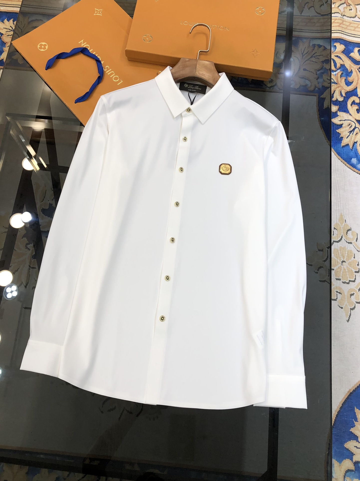   LORO PIANA LP 新款男士原单休闲长袖衬衫 官网同步发售 ✨简洁时尚百搭 高端品质✨无缝切