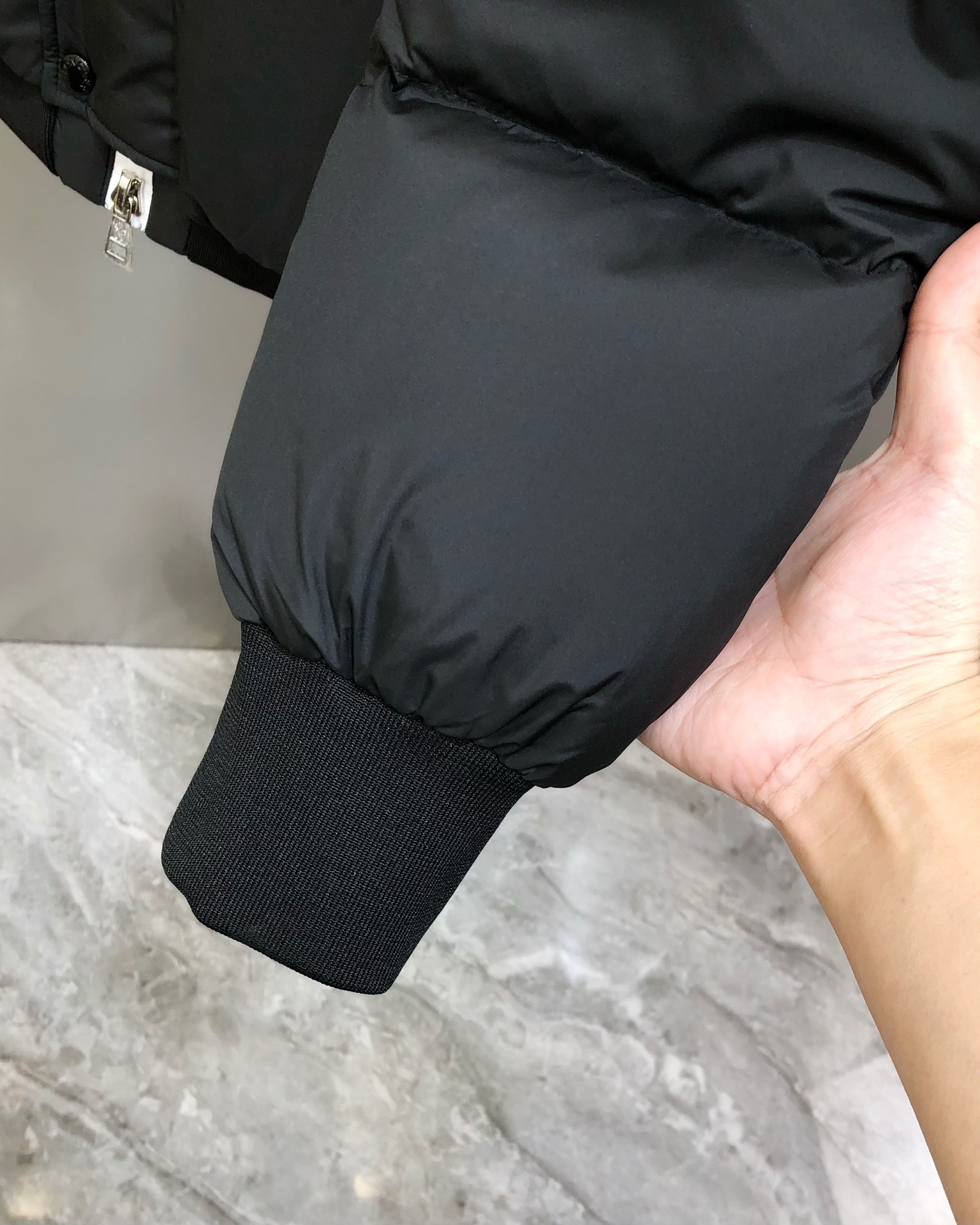  M*ncler 蒙口秋冬新款原单男士连帽羽绒服外套 渠道货 高版本  ⚠️注意细节 ⚠️高端定制 爆