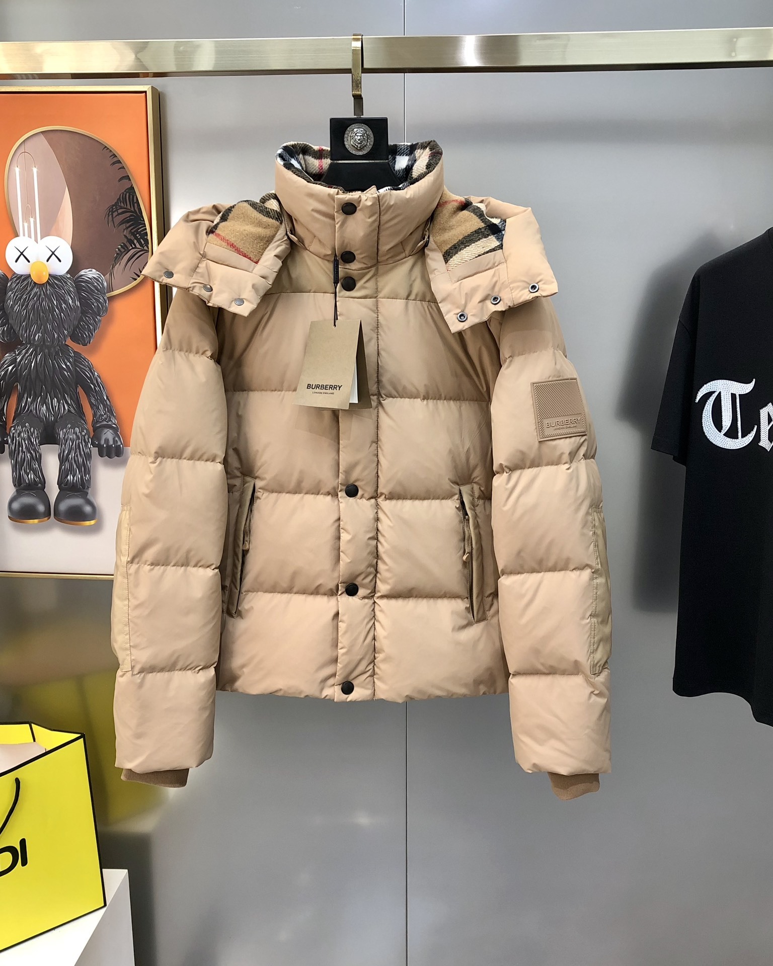 BURBE** 巴宝莉秋冬新款原单男士连帽羽绒服外套 羽绒马甲 一衣两用 帽子袖子可拆卸 渠道货 高