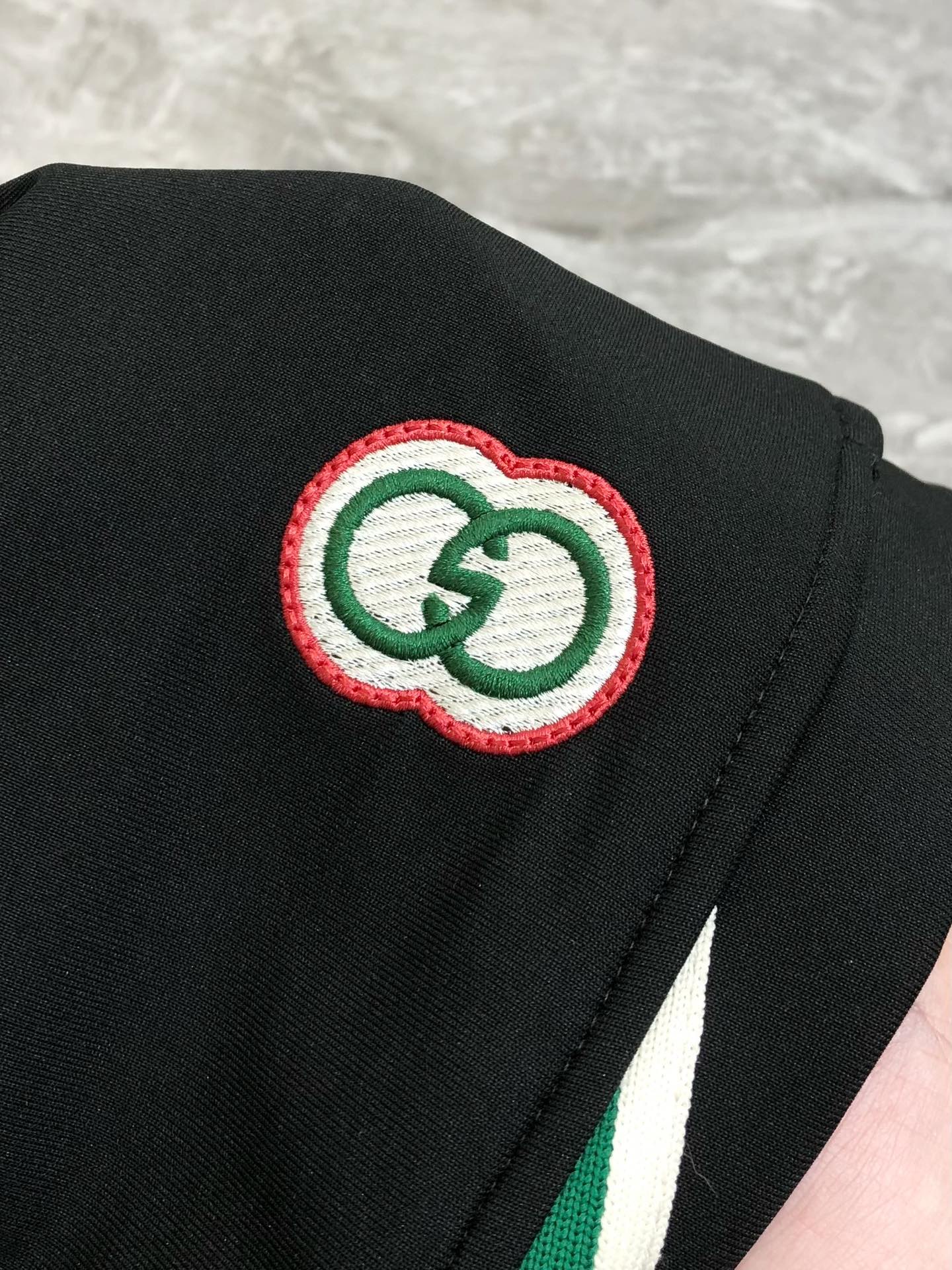   G*cci 古齐秋冬新款男士原单休闲裤 卫裤 高端定制 时尚百搭款✨✨✨拼接织带 立体刺绣logo图