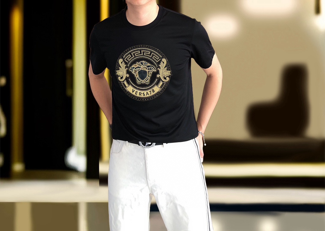   V*rsace 范思哲2025春夏新款原单男士圆领短袖T恤 ✨✨高端定制 时尚百搭✨✨ 柜台同步售卖