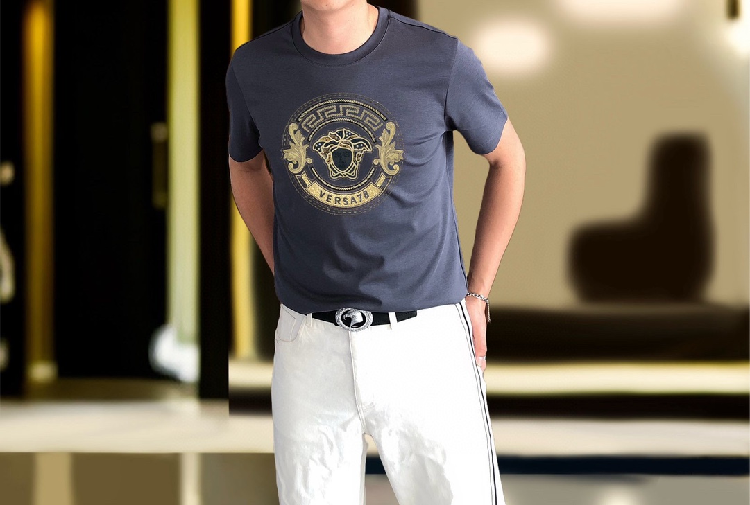   V*rsace 范思哲2025春夏新款原单男士圆领短袖T恤 ✨✨高端定制 时尚百搭✨✨ 柜台同步售卖