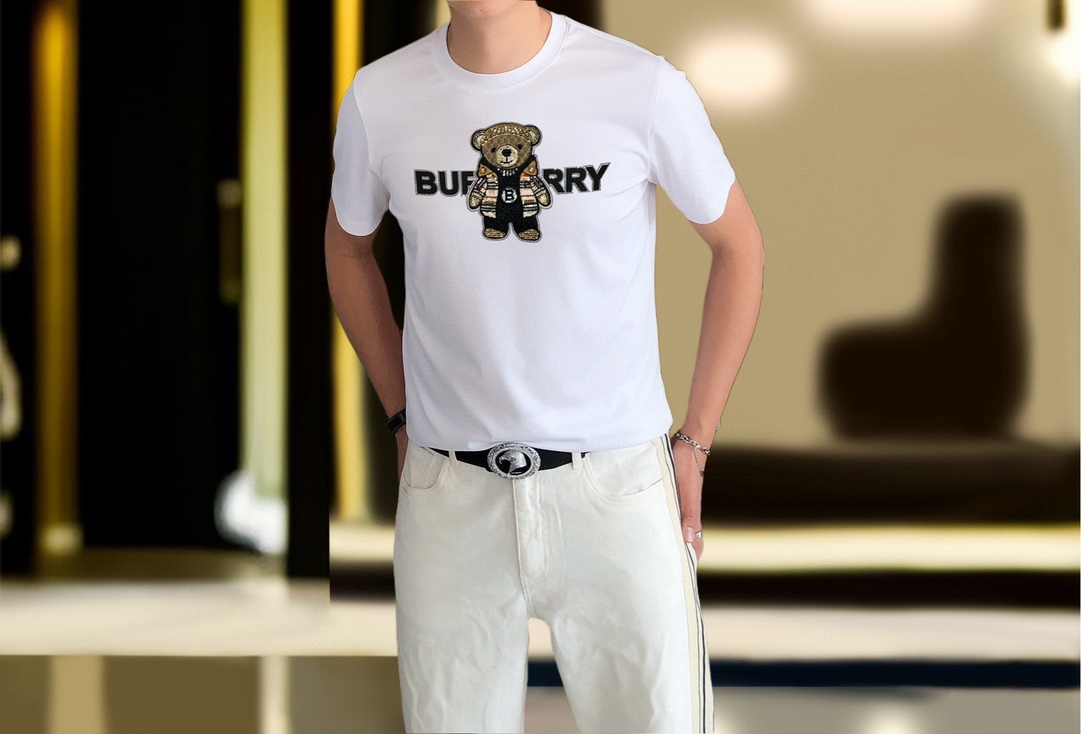   BURBE** 巴宝莉2025春夏新款原单男士圆领短袖T恤 ✨✨高端定制 时尚百搭✨✨ 柜台同步售卖