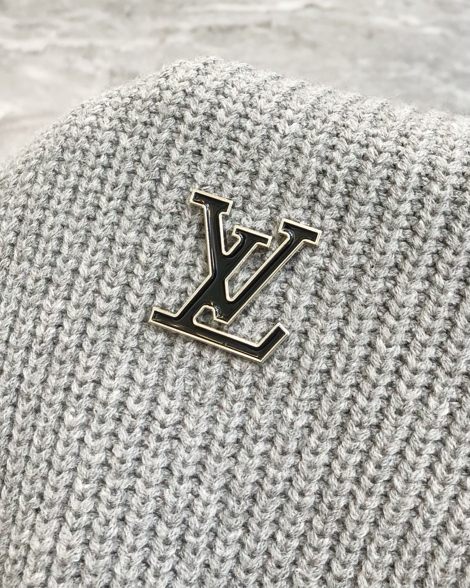   LV 路易威登秋冬新款原单男士拉链开衫针织毛衣羊毛衫 ✨✨高端定制 时尚百搭✨✨ 胸前绣logo金属