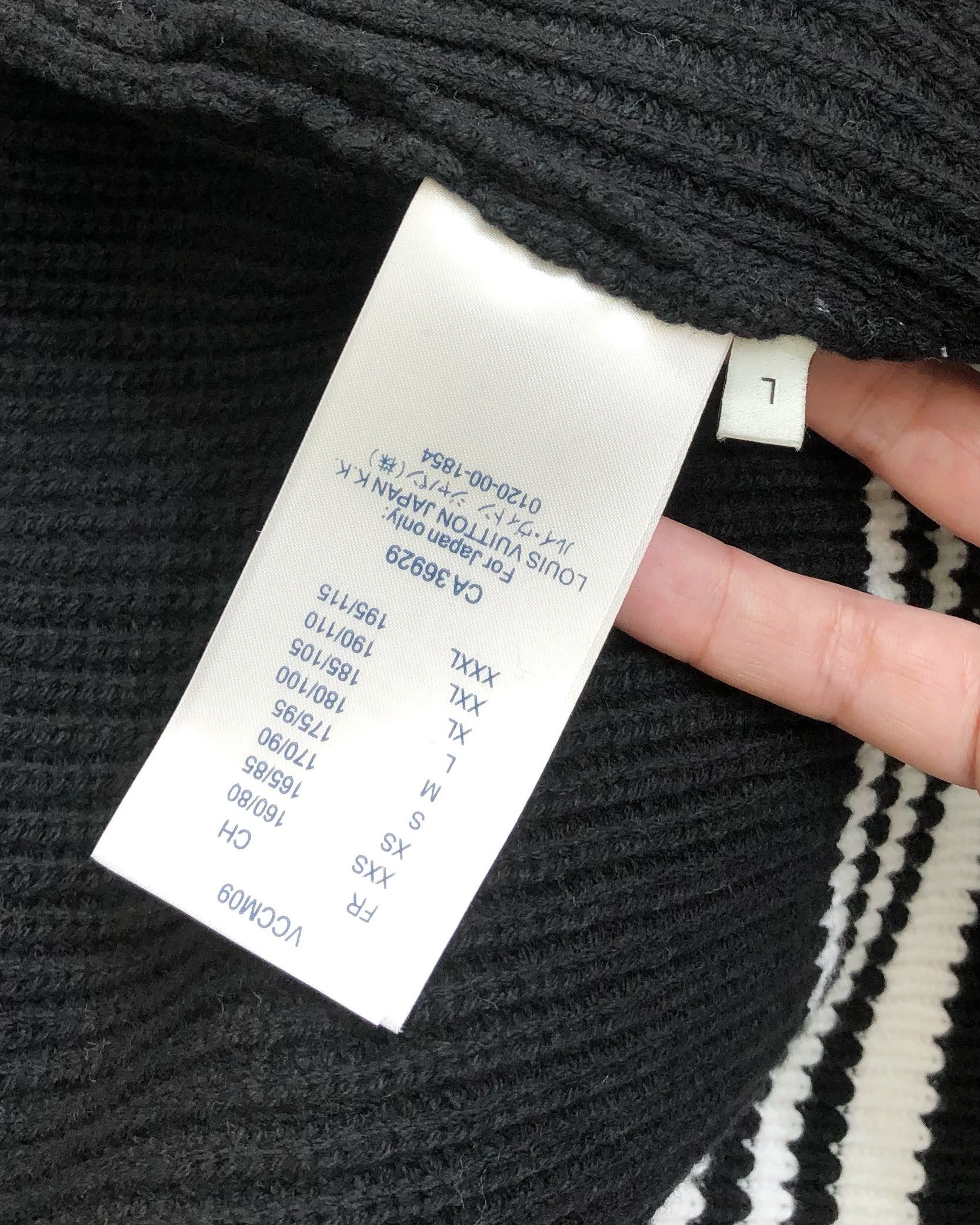   LV 路易威登秋冬新款原单男士拉链开衫针织毛衣羊毛衫 ✨✨高端定制 时尚百搭✨✨ 胸前绣logo金属