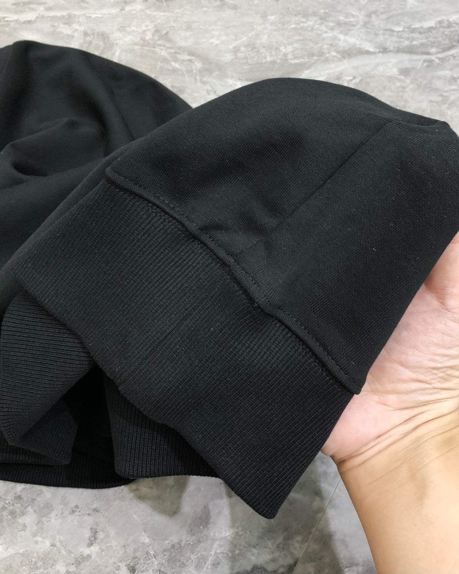   LV 路易威登秋冬新款原单男士休闲卫衣  ✨✨高端定制 高版本 时尚百搭爆款⚠️OS宽松偏大版型⚠️