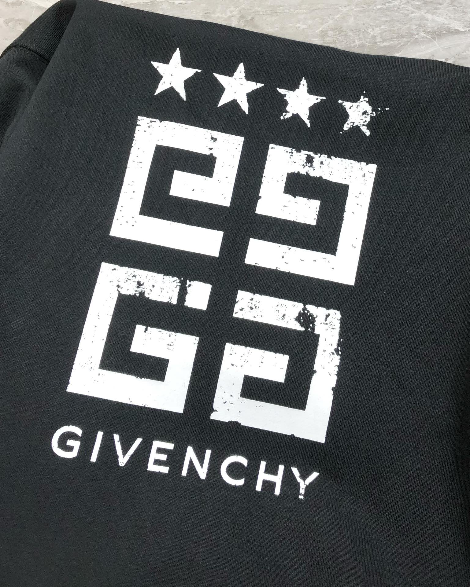   G*venchy 纪梵希秋冬新款原单男士卫衣 官网款 时尚百搭爆款⚠️OS宽松偏大版型⚠️✨✨狠货 