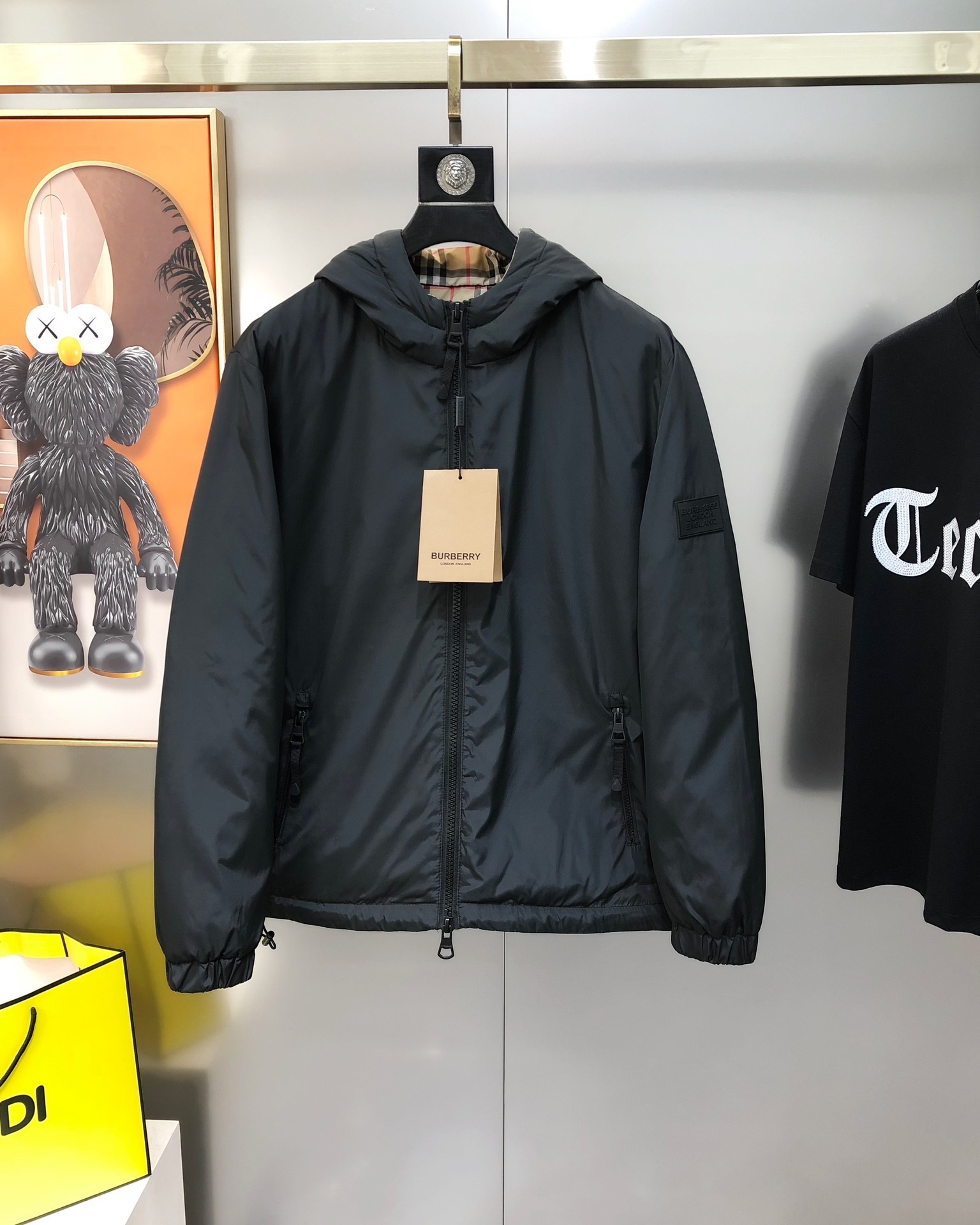 BURBE** 巴宝莉秋冬新款原单男士连帽羽绒服外套 ⚠️注意细节 ⚠️高端定制 爆款✨✨✨袖上绣