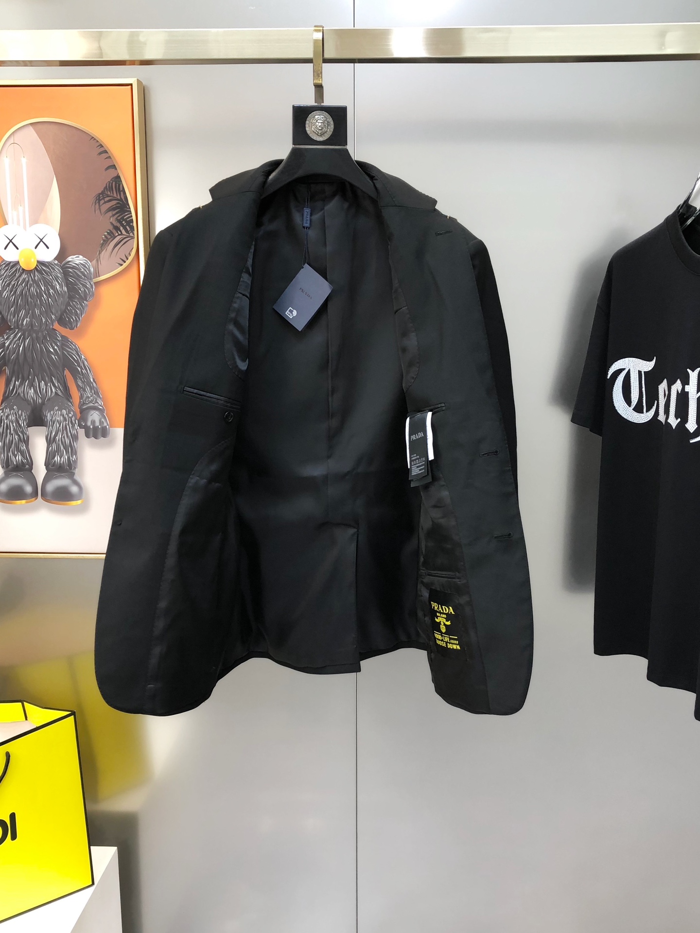 High-End Male Leisure Suit with Innovative Design and Custom Fit - 图片 4