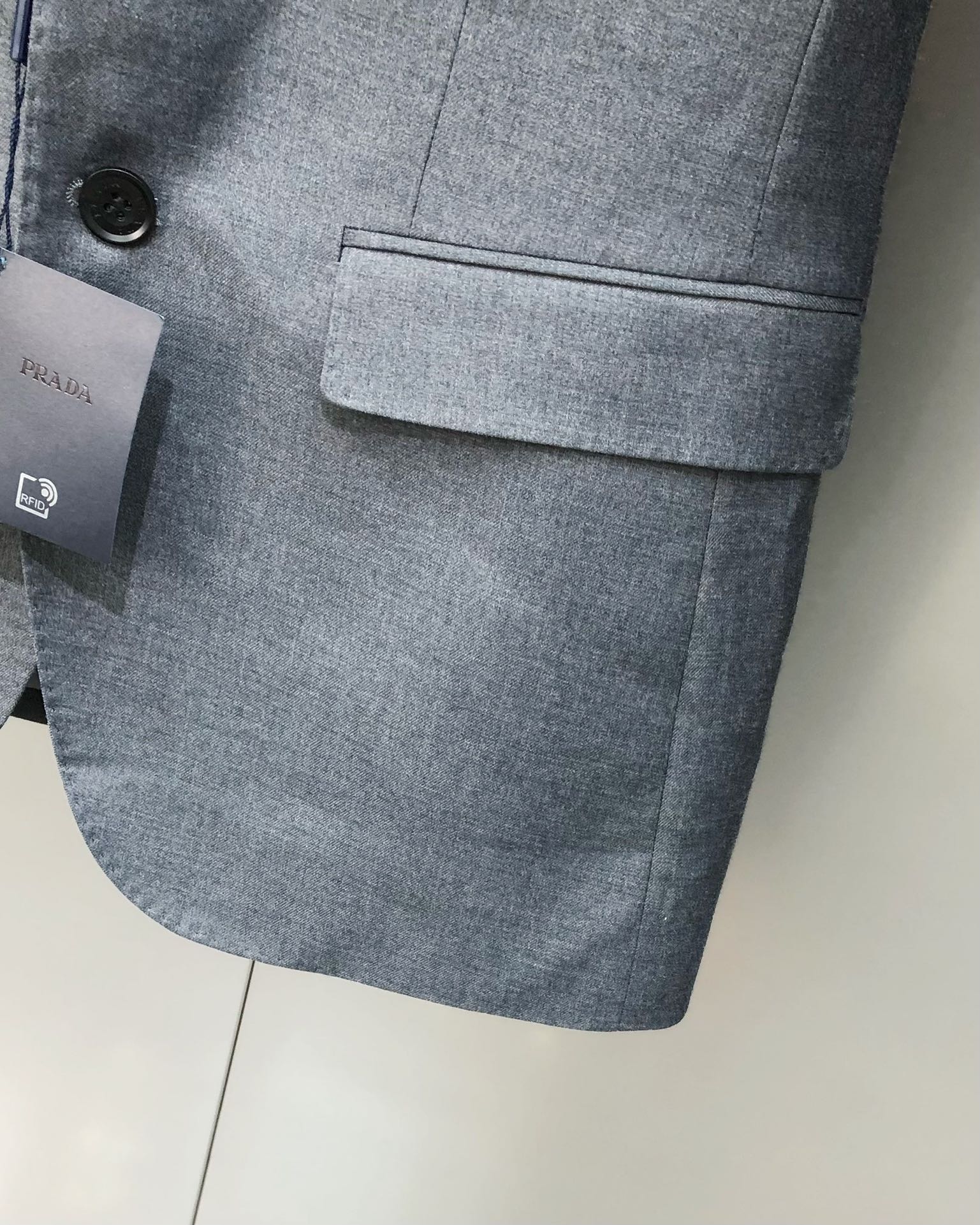 High-end Pharaoh-Spring Men’s Leisure Suit with Innovative Design and Customization - 图片 9