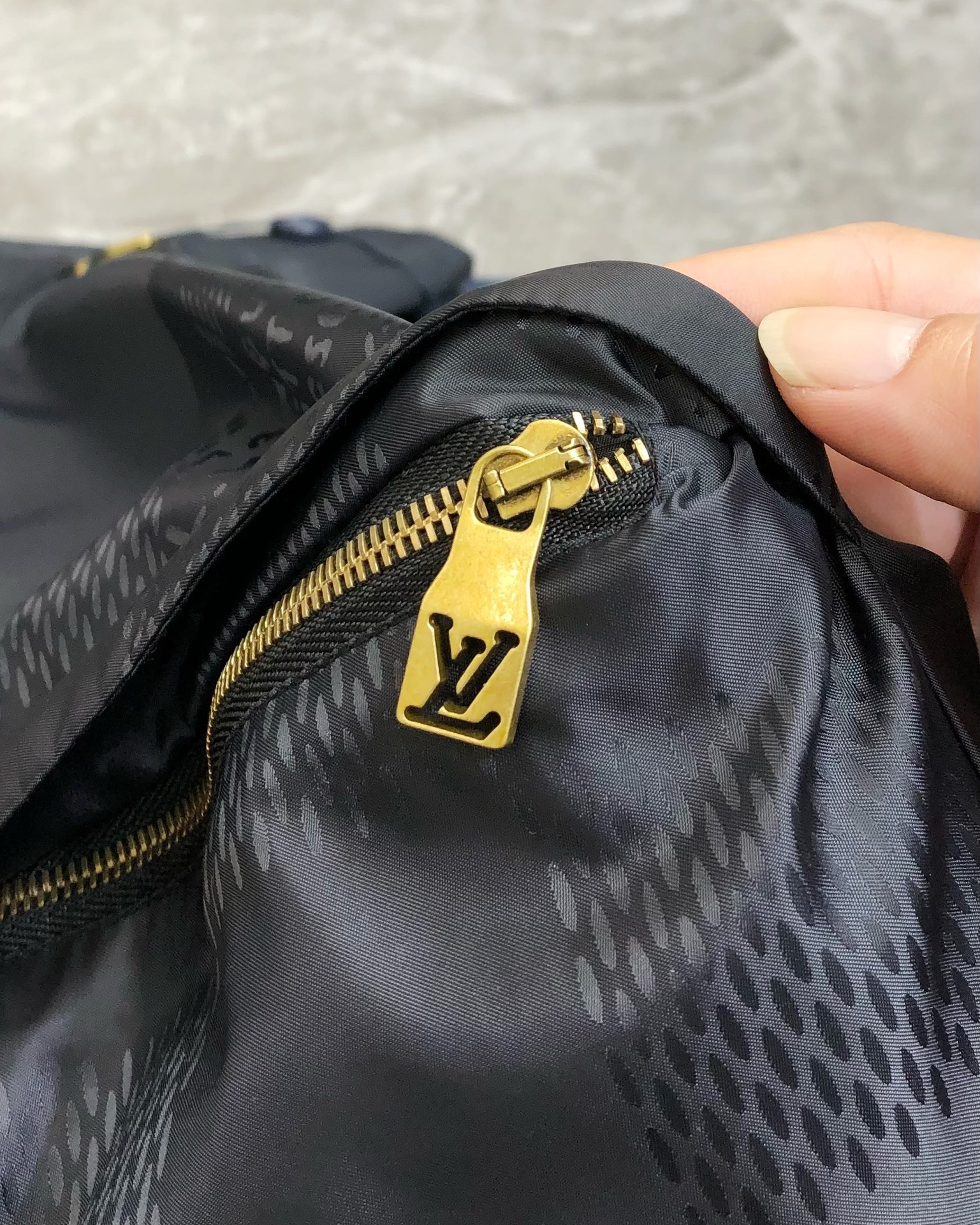  LV 路易威登2025早春新款原单男士夹克外套 官网同步售卖 爆款🔥 ✨高版本 ⚠️注意细节⚠️时尚百