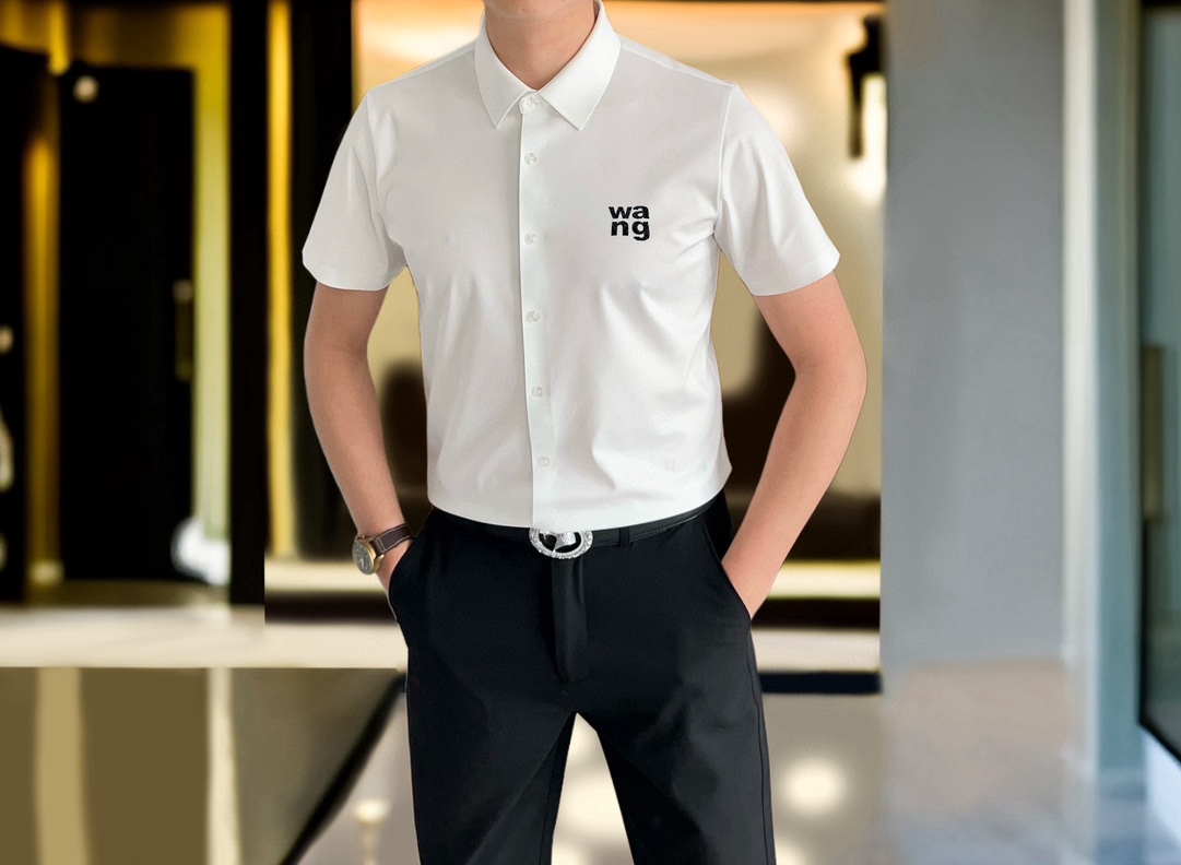  Al*xanderwang 亚历山大王2025早春新款男士原单休闲短袖衬衫 官网同步发售 ✨简洁时尚百