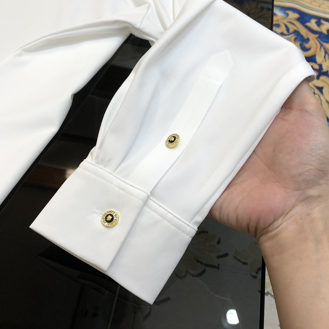  V*rsace 范思哲新款男士原单休闲长袖衬衫 官网同步发售 ✨简洁时尚百搭 高端品质✨无缝切割包边 