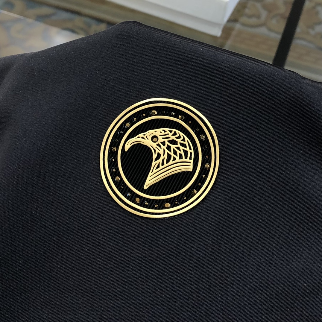  史蒂芬新款男士原单休闲长袖衬衫 官网同步发售 ✨简洁时尚百搭 高端品质✨无缝切割包边 胸前印胶烫钻lo