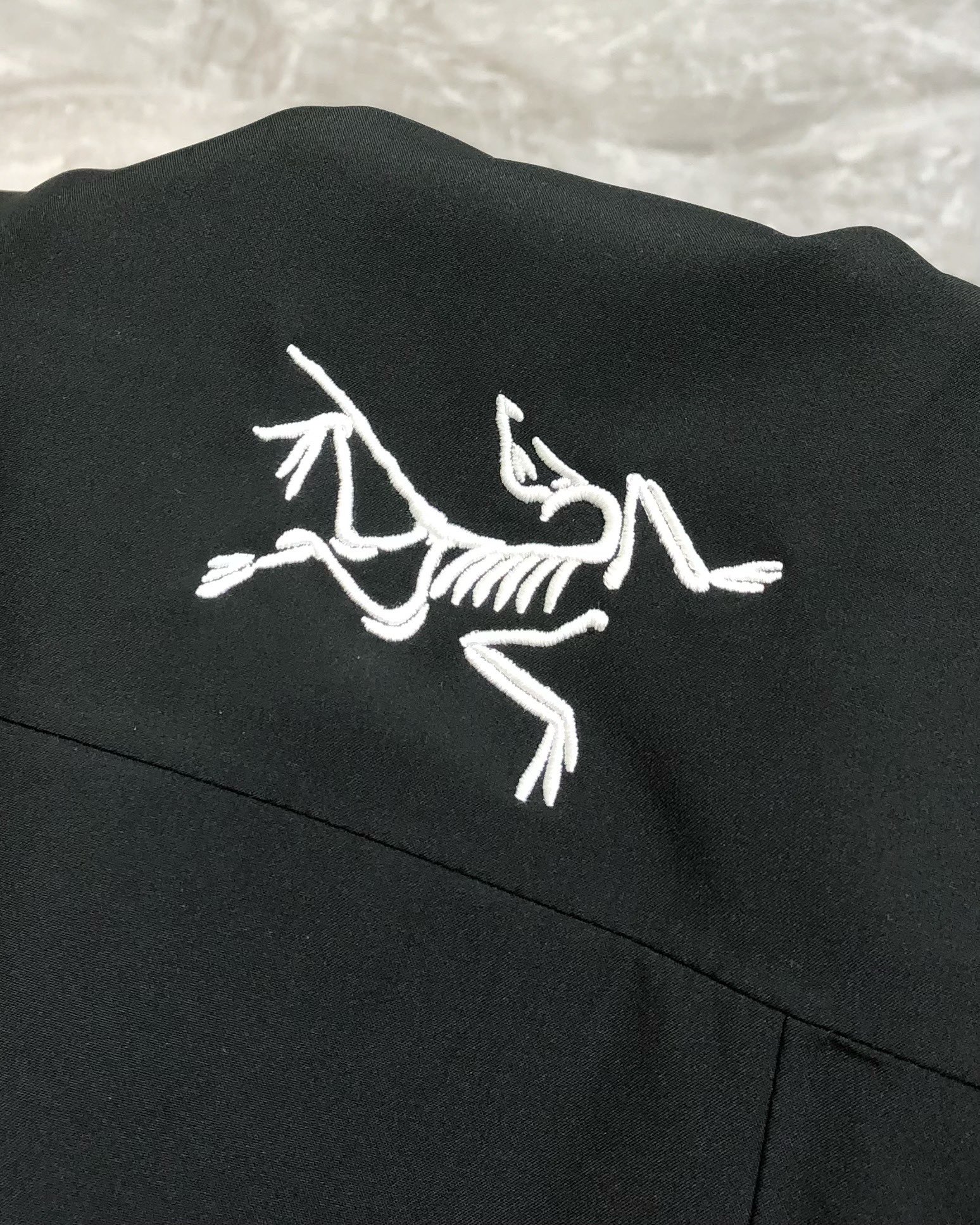 2025 New Male Hoodie Jacket with Detachable Hat, High-Quality Polyester Fabric, Stylish Design - 图片 6
