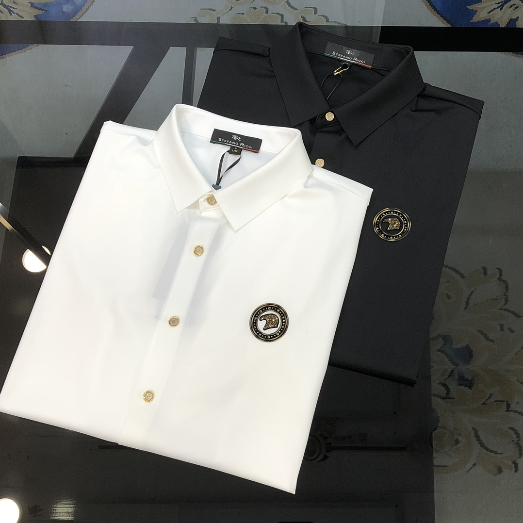 NO:124036,Stephen's new men's original single casual long-sleeved shirt is released simultaneously on the official website. Simple, fashionable and versatile, high-end quality seamless cutting and edging, printed on the chest, printed on the rubber, diamond, Medusa logo pattern, customized imported Jinmintian silk cotton fabric, strong elasticity, no wrinkles, customized hardware accessories, comfortable to wear, breathable, high grade, very textured, simple, generous and decent, fashionable and unique, casual, handsome and stylish, showing the temperament of a big brand. Size M-4XL (maximum wearable about 195 kilograms, please report height and weight to place an order) black white,,shirts,alexander wang19860909史蒂芬新款男士原单休闲长袖衬衫 官网同步发售 简洁时尚百搭 高端品质无缝切割包边 胸前印胶烫钻美杜莎logo图案 定制进口锦氨天丝棉面料 弹力大 不起皱 定制五金辅料 穿着舒适 透气 档次高很有质感 简单大方得体 时尚不失个性 上身休闲随性 帅气有型 彰显大牌气质.尺码M-4XL（最大可穿195斤左右 下单请报身高体重)黑色 白色,,shirts,alexander wang,Men's clothing