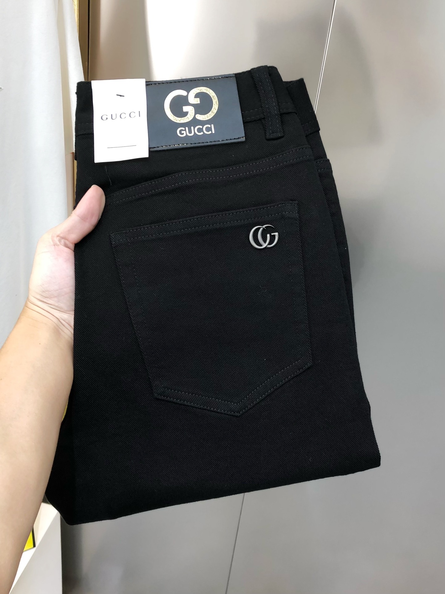 NO:128549,G*cci Guqi new men's slim foot jeans, the official website is simple and fashionable, popular black cow, high-end customization, original single ruthless goods, back pants bag logo design, custom imported denim wash denim pure cotton fabric, original auxiliary materials, fine workmanship, cool and energetic, soft and delicate, comfortable and breathable, commuter style, extremely high matching rate, overwhelming wear rate, counter quality, super handsome upper body, stylish, 28-38 (elastic) not 35 37 shipped the next day,, jeans, alexander wang19860909G*cci 古齐新款男士修身小脚牛仔裤 官网同步简洁时尚 爆款黑牛 高端定制 原单狠货 后裤袋logo标设计 定制进口丹宁水洗牛仔纯棉面料 原版辅料 做工精细 酷劲活力十足 柔软细腻 舒适透气 通勤款 搭配率极高 耐穿率爆表 专柜品质 上身超帅气 有型 码数 28-38（有弹力)没35 37 隔天出货,,jeans,alexander wang,Men's clothing