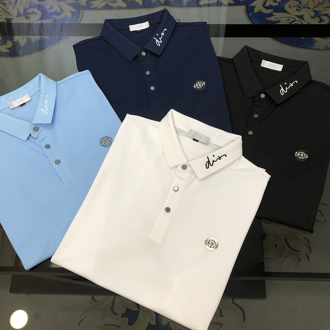 NO:131881,D*or Dior 2025 spring and summer new original single men's lapel Polo shirt short-sleeved T-shirt high-end customization simple and fashionable and versatile popular embossed glue embroidered letter logo pattern design custom imported mercerized bead floor cotton fabric comfortable to wear, breathable, high grade and texture, simple and generous, fashionable and personalized, casual and casual upper body, handsome and stylish, showing the temperament of a big brand. Size M-3XL (maximum wearable about 185 kilograms, please report height and weight to place an order) Shipping the next day 4 colors available, dior, T-shirt,tees, t-shirt,alexander wang19860909D*or 迪奥2025春夏新款原单男士翻领Polo衫短袖T恤 高端定制 简洁时尚百搭爆款压花印胶刺绣字母logo图案设计 定制进口丝光珠地棉面料 穿着舒适 透气 档次高很有质感 简单大方得体 时尚不失个性 上身休闲随性 帅气有型 彰显大牌气质.尺码M-3XL（最大可穿185斤左右 下单请报身高体重) 隔天出货 4色可选,,dior,T-shirt,tees，t-shirt,alexander wang,Men's clothing