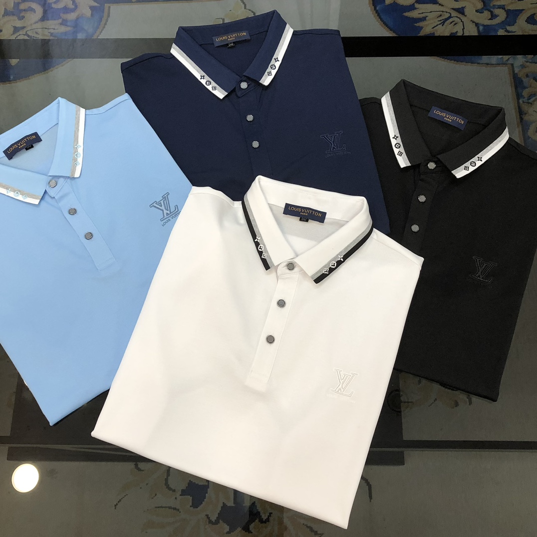 NO:131875,LV Louis Vuitton 2025 spring and summer new original single men's lapel Polo shirt short-sleeved T-shirt high-end customization simple and fashionable and versatile hot three-dimensional embroidery printed letter logo pattern design custom imported mercerized bead floor cotton fabric comfortable to wear, breathable, high grade and texture, simple and generous, fashionable and personalized, casual and casual upper body, handsome and stylish, showing the temperament of a big brand. Size M-3XL (maximum wearable about 185 kilograms, please report height and weight to place an order) Shipping the next day 4 colors available,,louis vuitton,louis vuitton,T-shirt,tees,t-shirt,alexander wang19860909LV 路易威登2025春夏新款原单男士翻领Polo衫短袖T恤 高端定制 简洁时尚百搭爆款立体刺绣印胶字母logo图案设计 定制进口丝光珠地棉面料 穿着舒适 透气 档次高很有质感 简单大方得体 时尚不失个性 上身休闲随性 帅气有型 彰显大牌气质.尺码M-3XL（最大可穿185斤左右 下单请报身高体重) 隔天出货 4色可选,,louis vuitton,louis vuitton,T-shirt,tees，t-shirt,alexander wang,Men's clothing