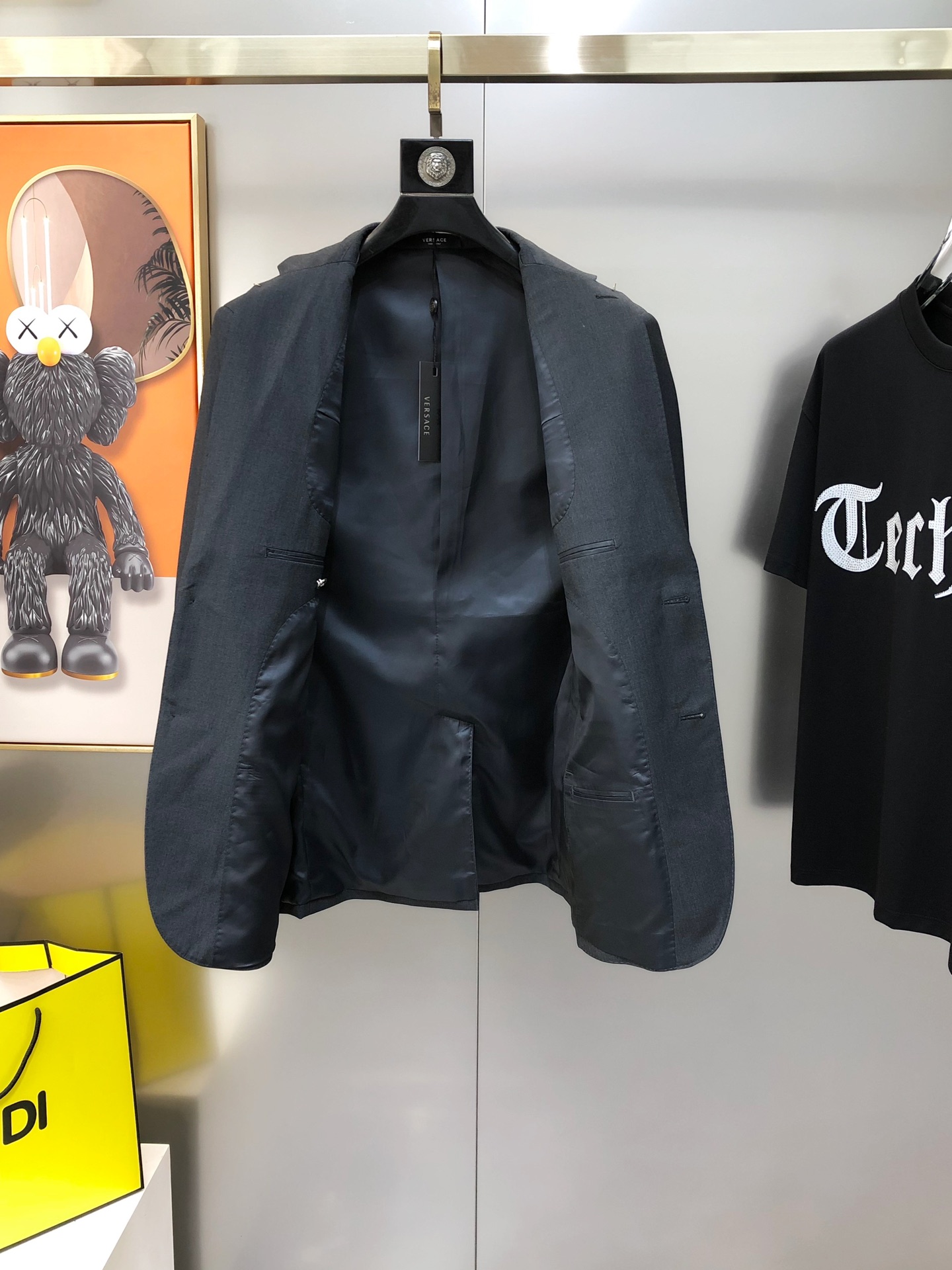 V*rsace Van Schröck’s New High-End Male Leisure Suit Collection - 图片 9