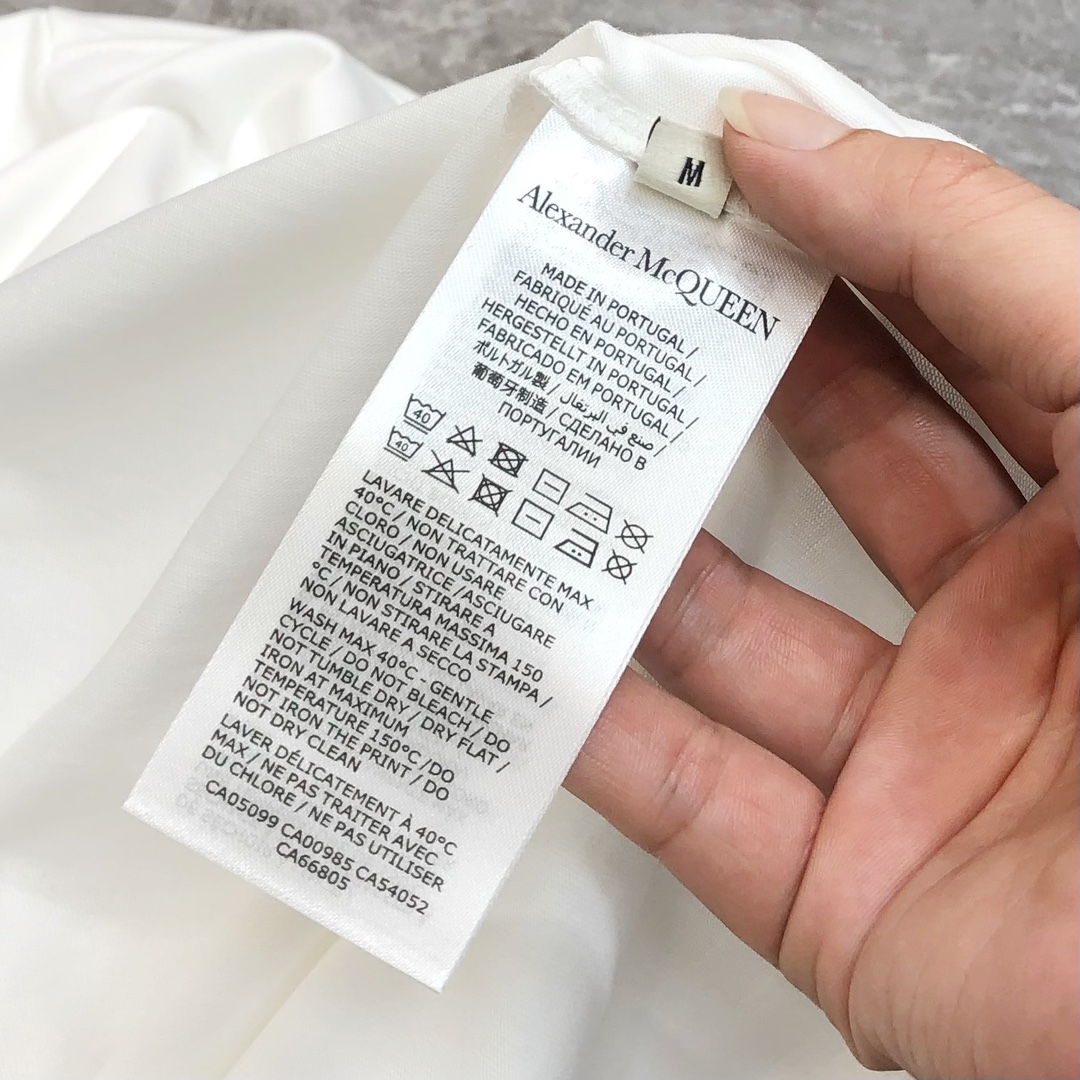 McQ*een McQueen’s 2024 High-End Men’s T-shirts: Premium Quality, Stylish Design, Custom Cotton - 图片 8
