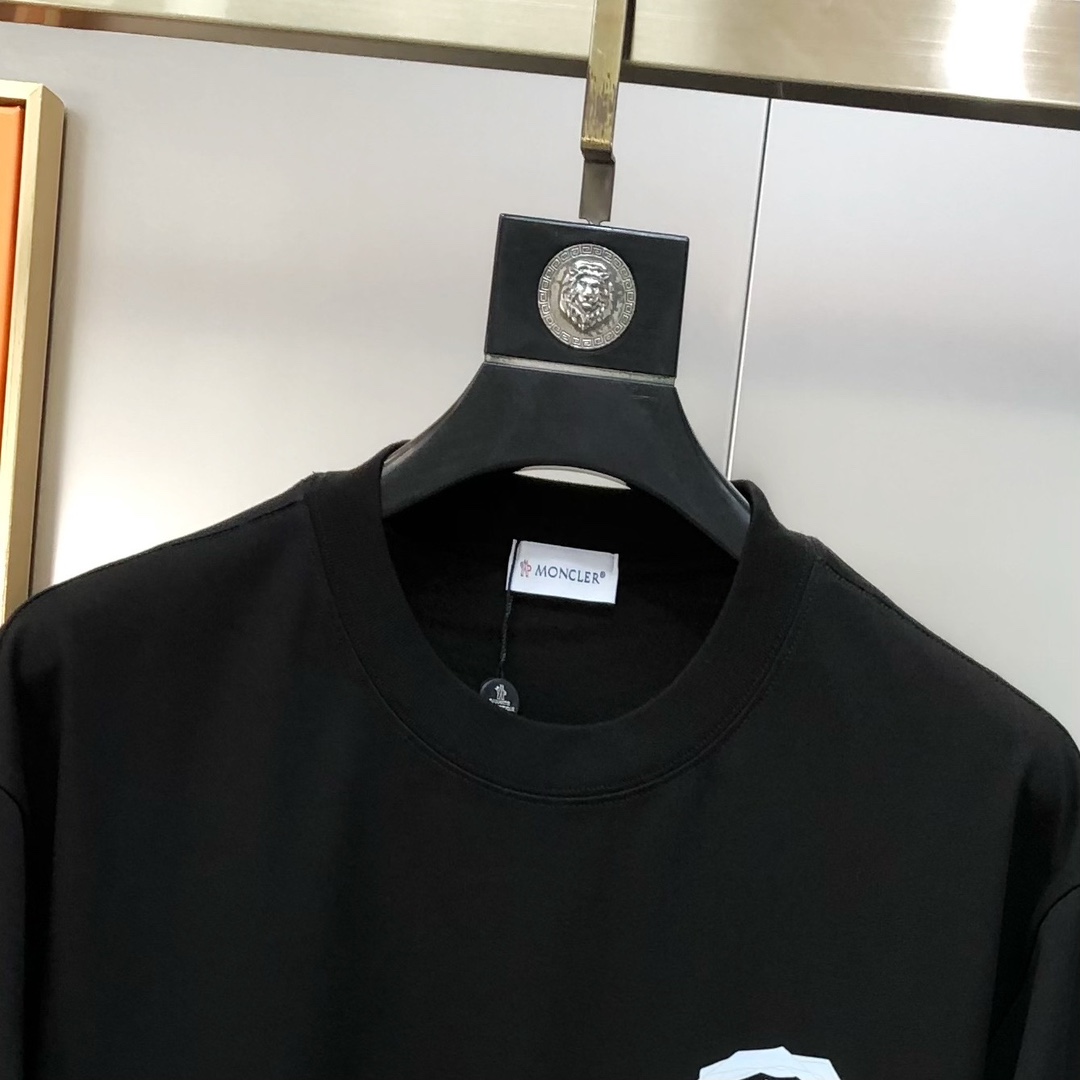 M*ncler 蒙口2025春夏新款原单男士圆领短袖T恤 专柜同步售卖 🔥🔥爆款✨✨高端品质 高版本 