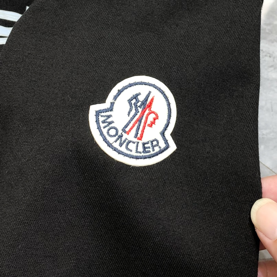  M*ncler 蒙口2025春夏新款原单男士圆领短袖T恤 专柜同步售卖 🔥🔥爆款✨✨高端品质 高版本 