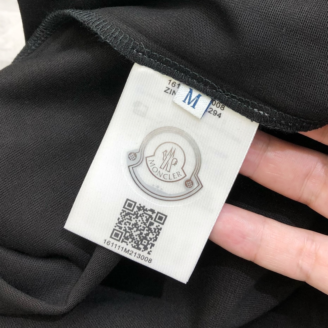  M*ncler 蒙口2025春夏新款原单男士圆领短袖T恤 专柜同步售卖 🔥🔥爆款✨✨高端品质 高版本 