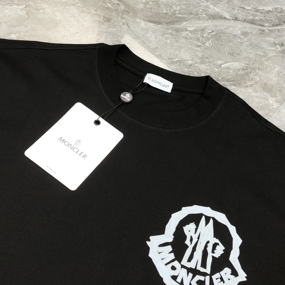  M*ncler 蒙口2025春夏新款原单男士圆领短袖T恤 专柜同步售卖 🔥🔥爆款✨✨高端品质 高版本 