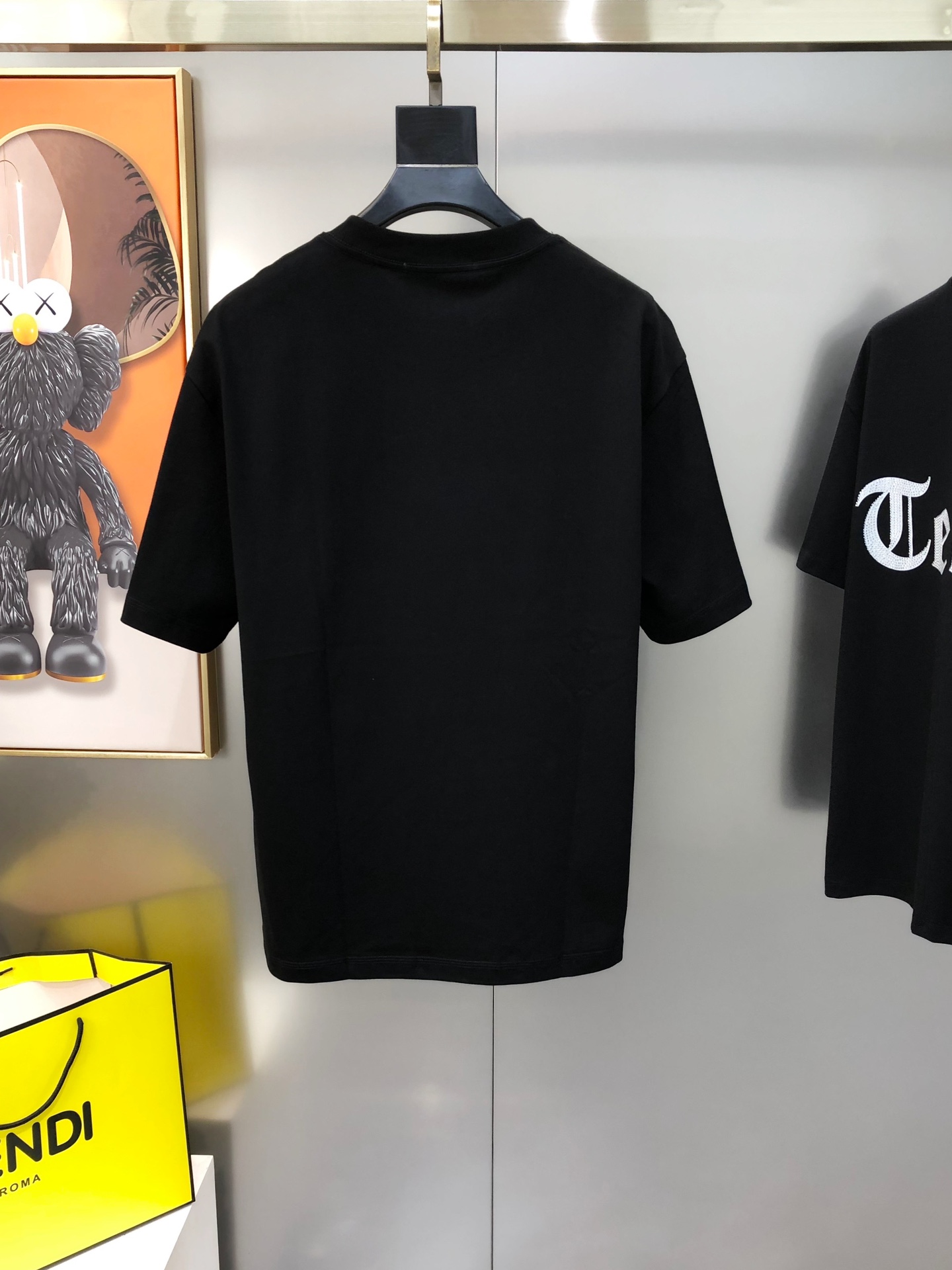 High-End Quality One-Man T-Shirts by McQueen Springshar: Simultaneous Sales in Three Sizes - 图片 9