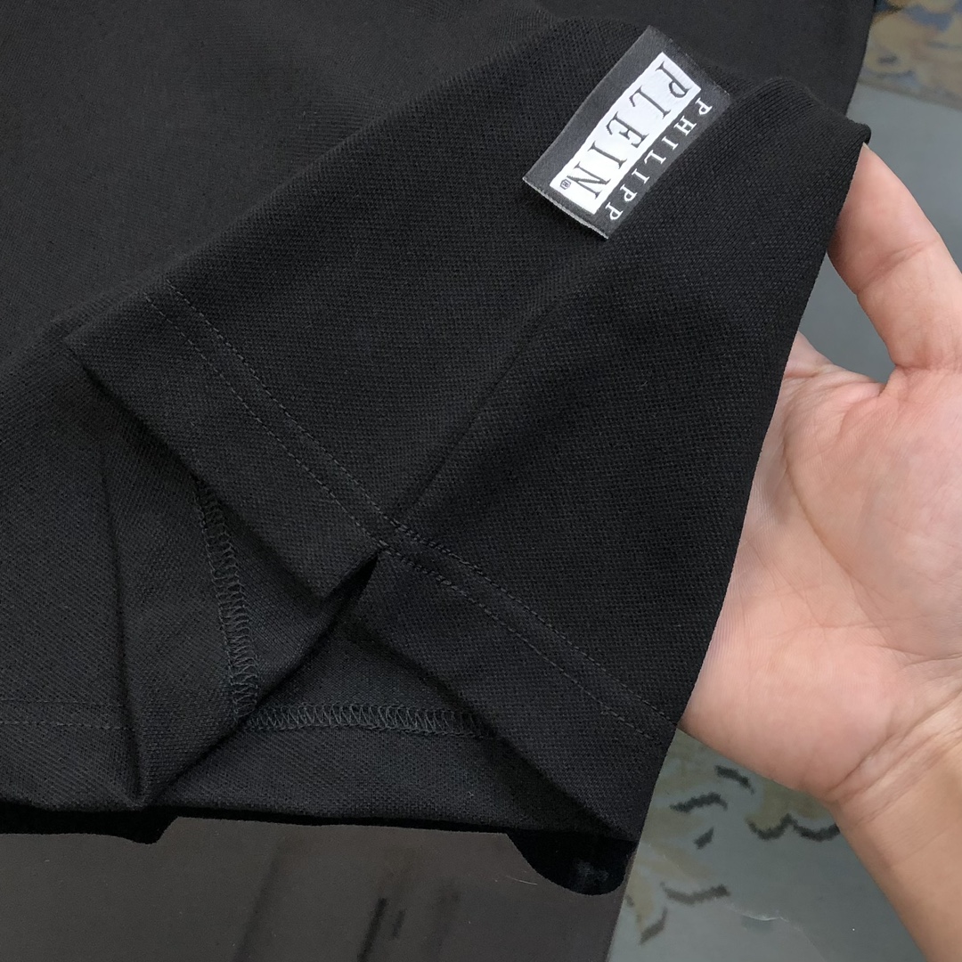 “Philip Prynne’s High-Quality Men’s T-shirts with Gel Logo Design and Silk-Rayed Cotton Fabric” - 图片 8