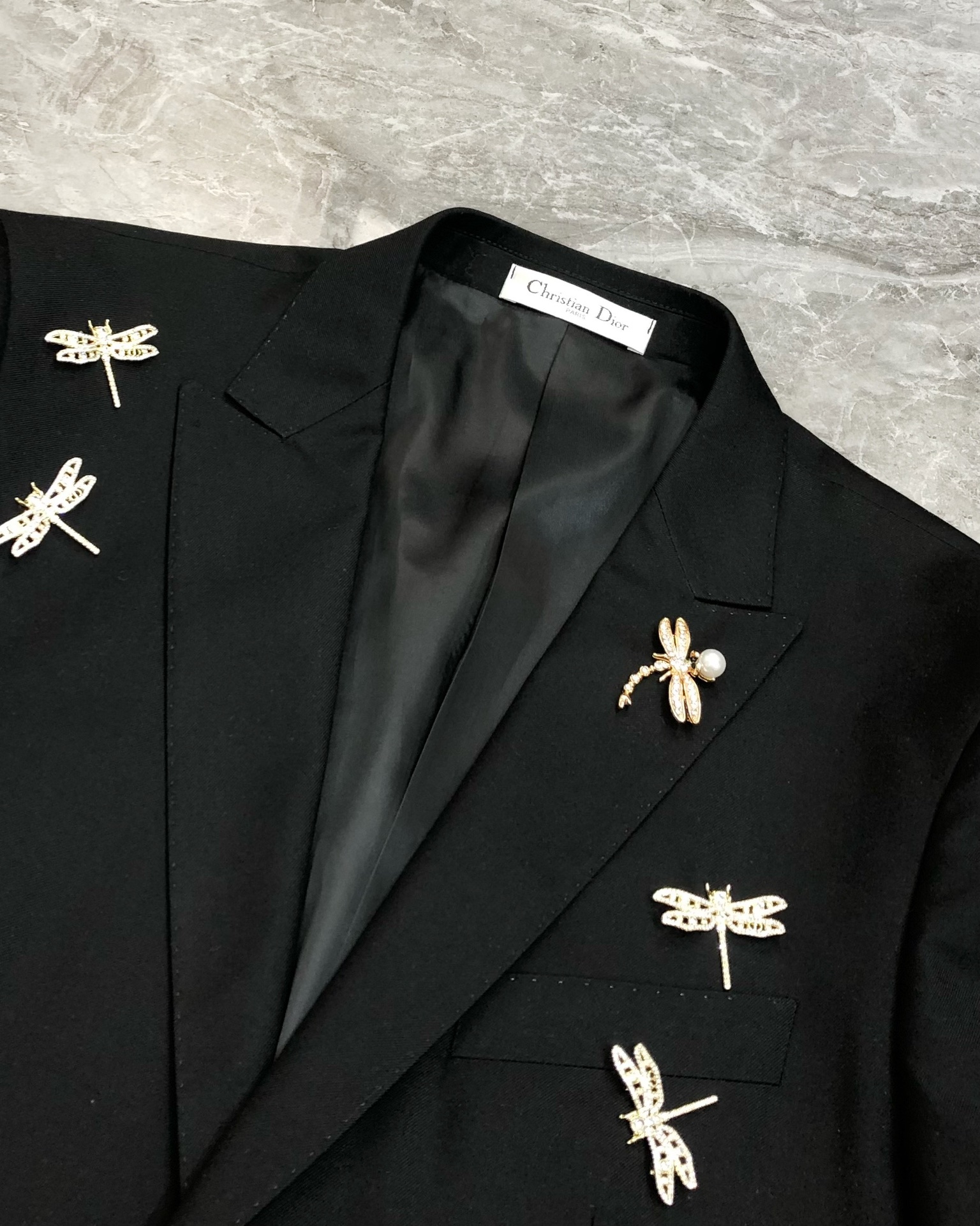 High-End Custom Leisure Suit: Innovative Fabric, Master Cutting, Stylish Design – Highly Recommended! - 图片 4