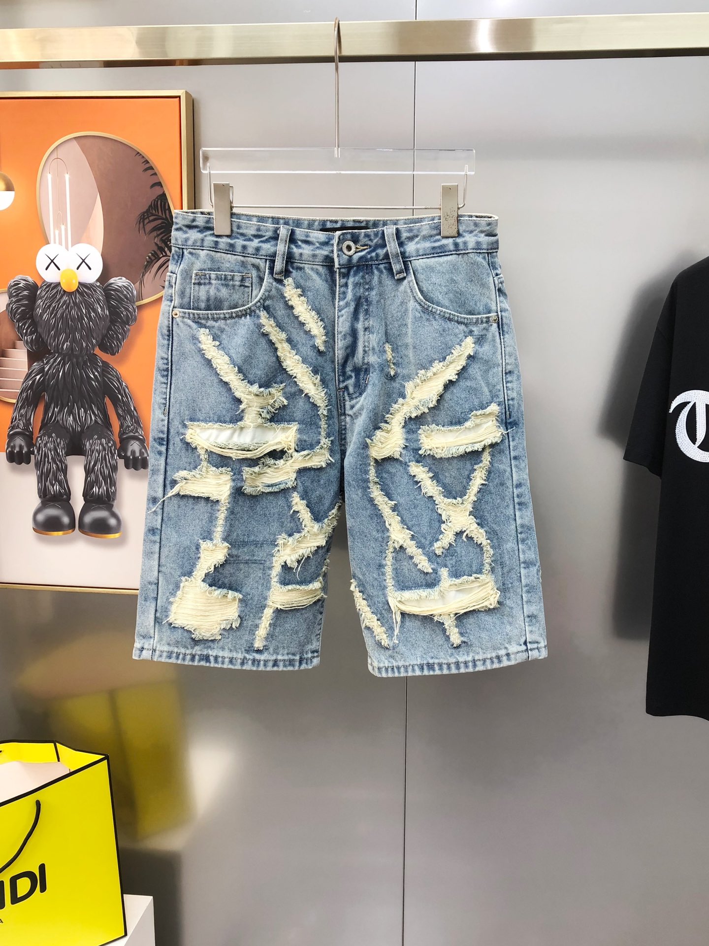 2025 Spring Summer Men’s Cowboy Shorts: Fashion Fragmentation Design with Water Wash Net Textile