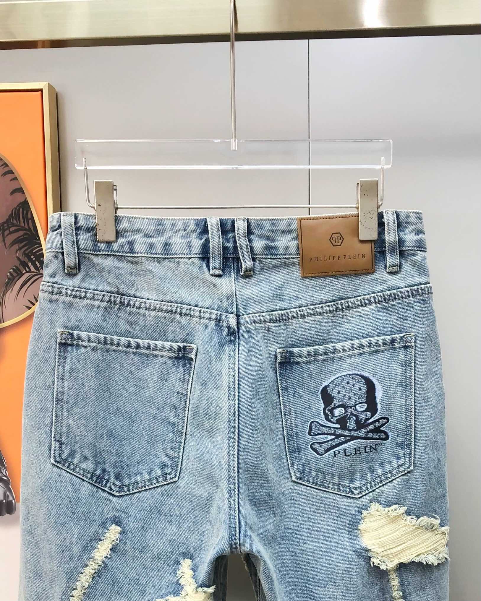 2025 Spring Summer Men’s Cowboy Shorts: Fashion Fragmentation Design with Water Wash Net Textile - 图片 4