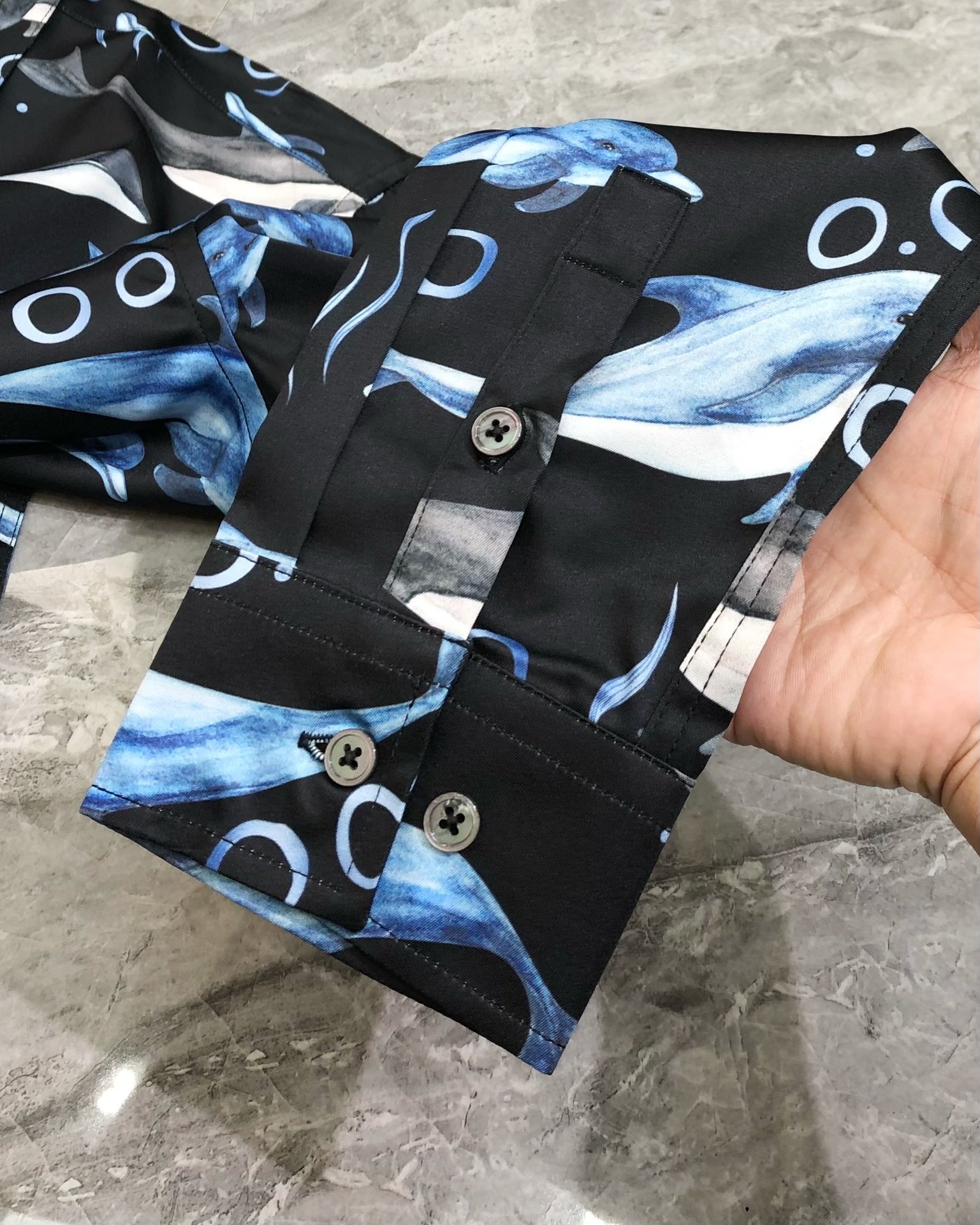 McQueen 2025 Men’s Long-Sleeve Shirt: High-Style, Customized Cotton, Premium Quality - 图片 7