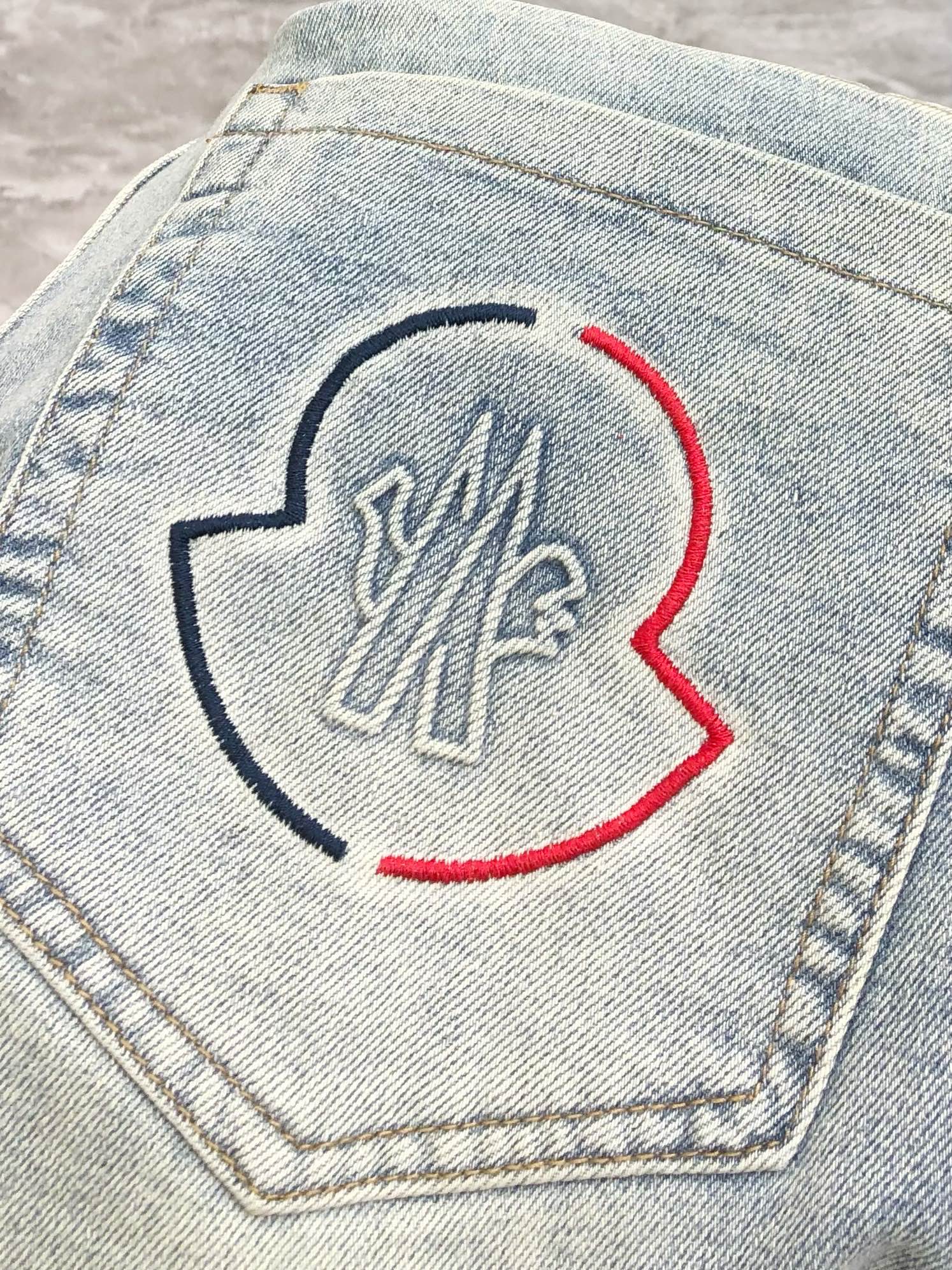 Moncler’s Spring & Summer Men’s Short Cowboy Boots: High-end Fashion with Custom Design - 图片 9