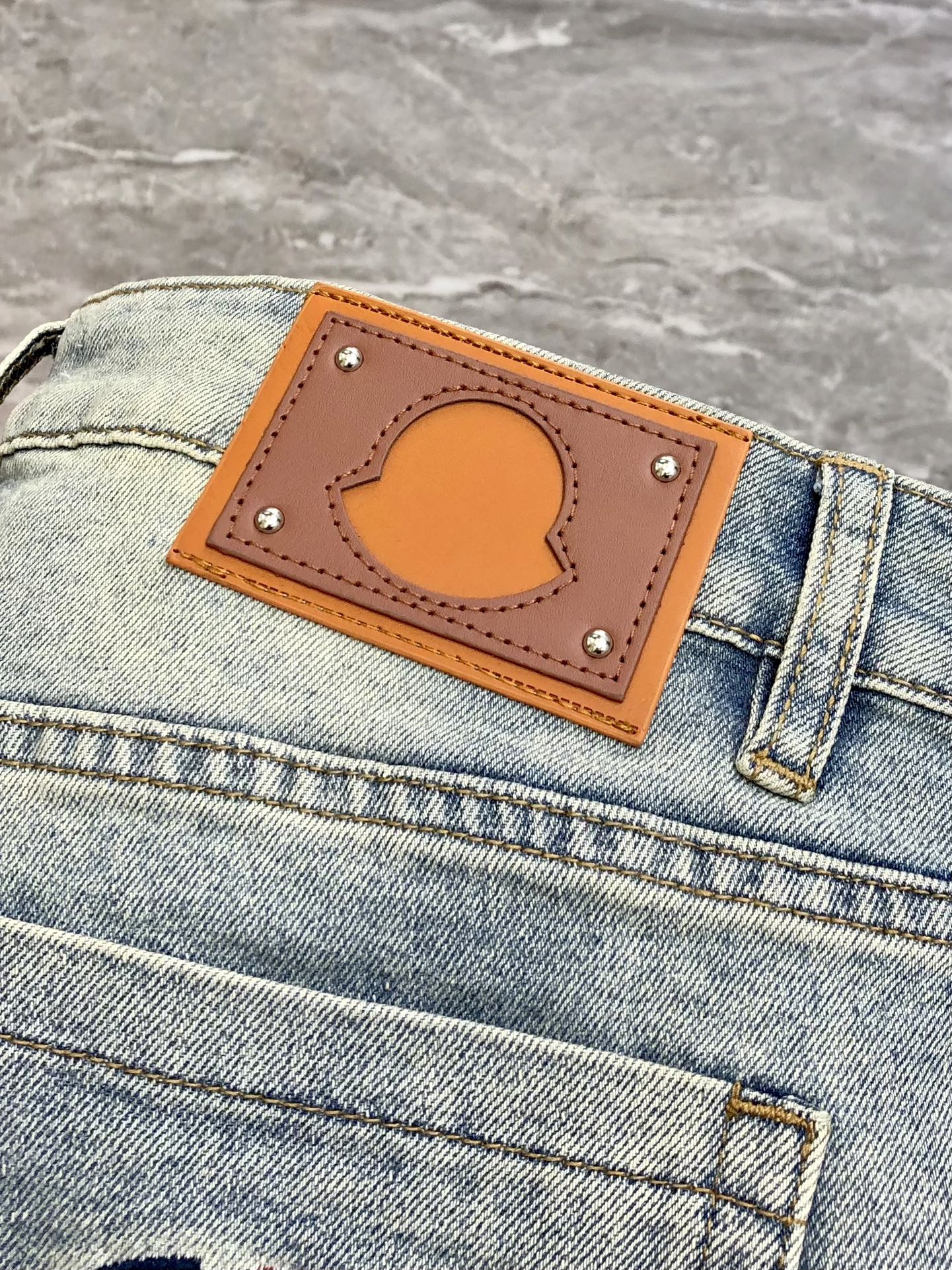 Moncler’s Spring & Summer Men’s Short Cowboy Boots: High-end Fashion with Custom Design - 图片 8