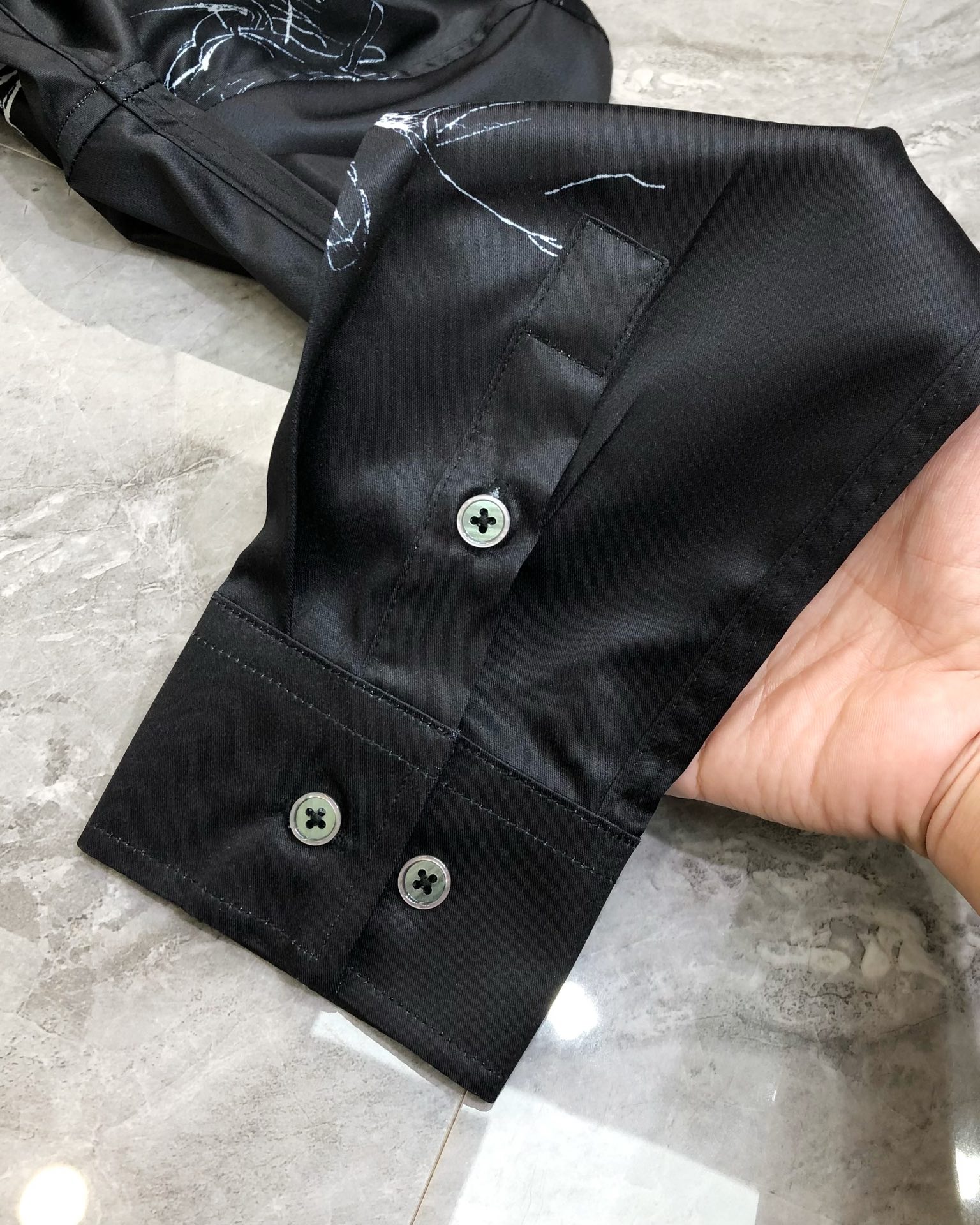 H*rmes Men's Casual Long Sleeve Shirt with Horse Print - High Fashion 8 i1750681541 2991 0