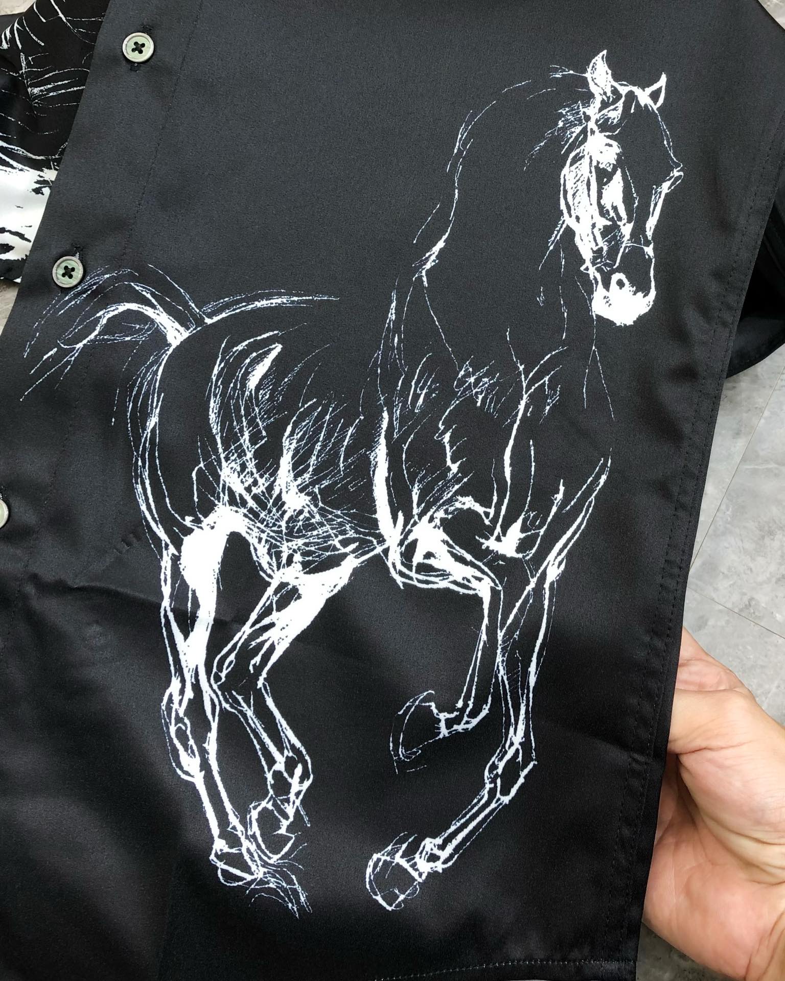H*rmes Men's Casual Long Sleeve Shirt with Horse Print - High Fashion 7 i1750681542 3799 3