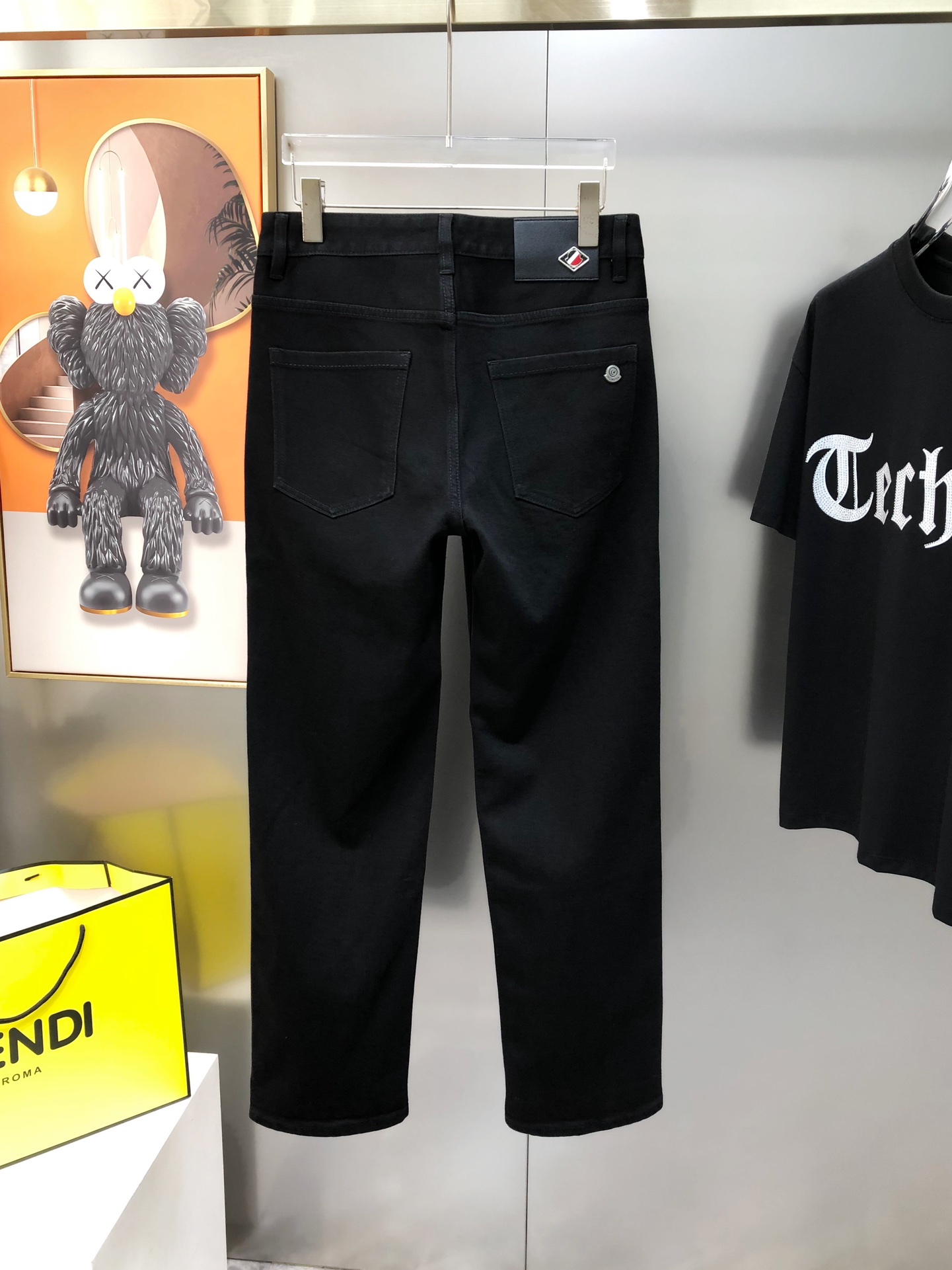 Moncler Spears 2025 Men’s Panthers Collection: New Styles, Sizes 28-38, Next-Day Shipping - 图片 3