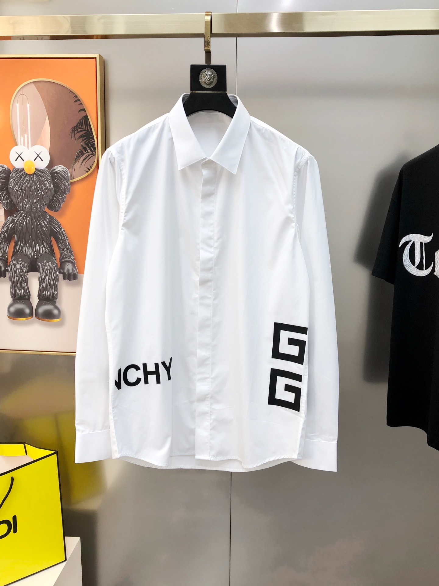 GIVENCHY Men's Slim Fit Long Sleeve Casual Shirt with Logo 4 i1751020910 711 7