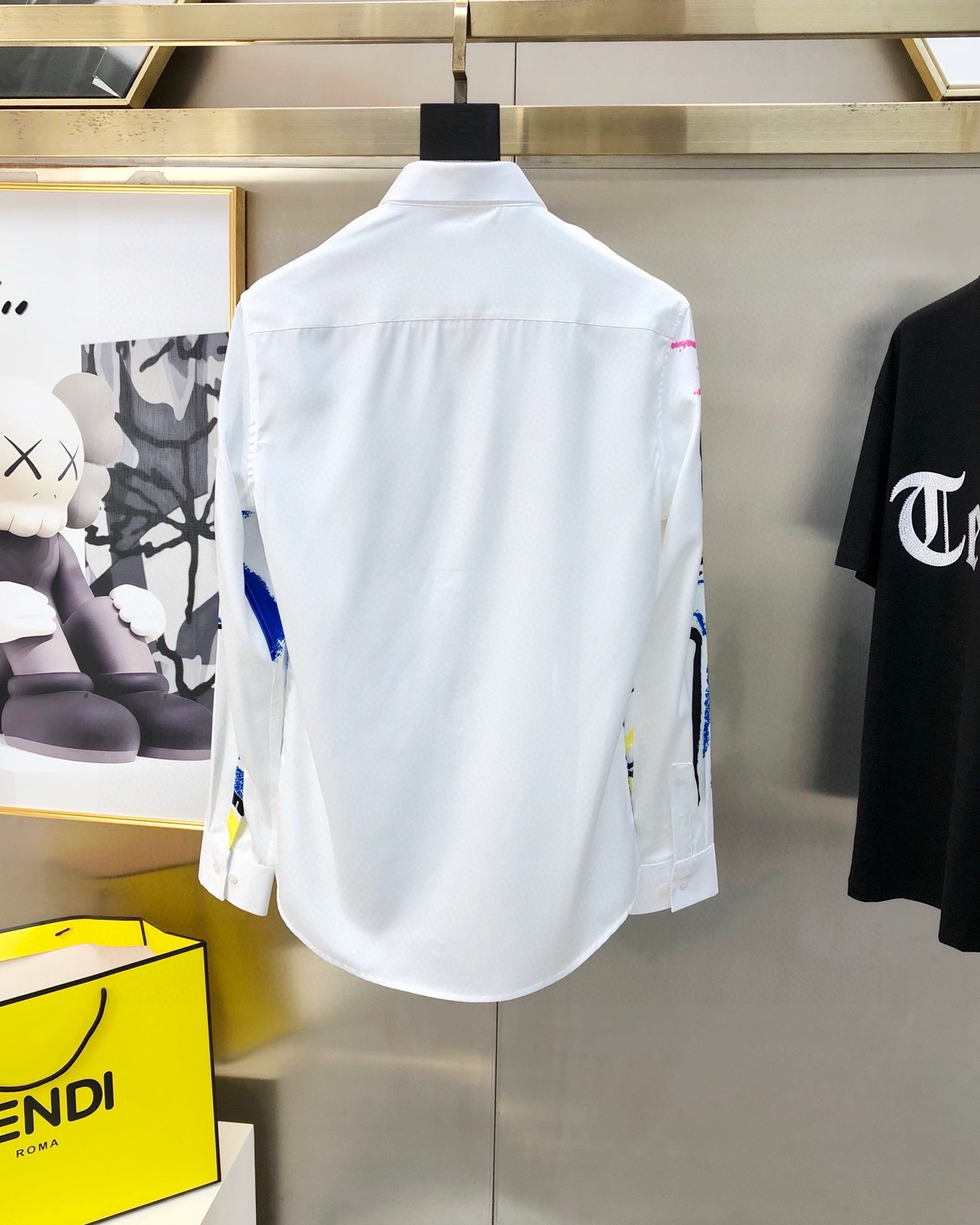 Moschino Long-Sleeve Shirt: High-Fashion Co-Sale with Digital Print Logo & Custom Cotton - 图片 9