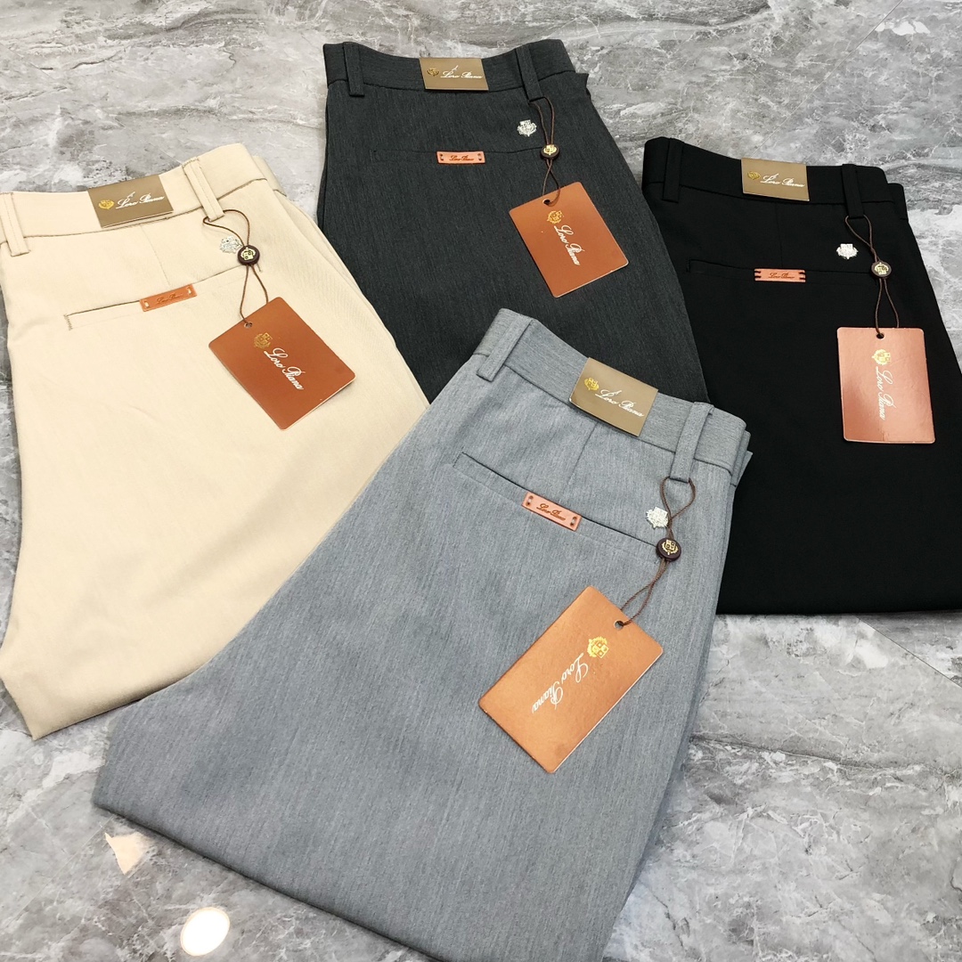 NO:442587,LP Noyou Pianya 2025 spring and summer new style original single men's business casual pants, cropped pants, trousers, sold simultaneously at the counter, high-end goods, simple, generous and versatile, straight and slim fit style, customized original imported cotton fabric, delicate and super soft!  The upper body is good but not tight, so you can enjoy it at first sight and buy it at first sight!  The overall appearance is designed without many embellishments!  Customized original all-in-one auxiliary materials!  Simple, OEM factory can make commuting models and business casuals. Size 28-38 sizes. No 35, 37 shipped the next day. 4 colors available, loro piano, alexander wang19860909LP 诺悠翩雅2025春夏新款原单男士商务休闲裤 九分裤 西裤 柜台同步售卖 高端货 简洁大方百搭 直筒偏修身版型 定制原版进口纯棉面料 面料细腻、超柔软！上身型好、却不绷紧,让你一眼就入心、一眼就入手！外观整体无多点缀设计 ！定制原版全品辅料！简简单单,代工厂精细做通勤款、商务休闲皆可 尺码28-38码 没35,37隔天出货 4色可选,,loro piana,alexander wang,Men's clothing